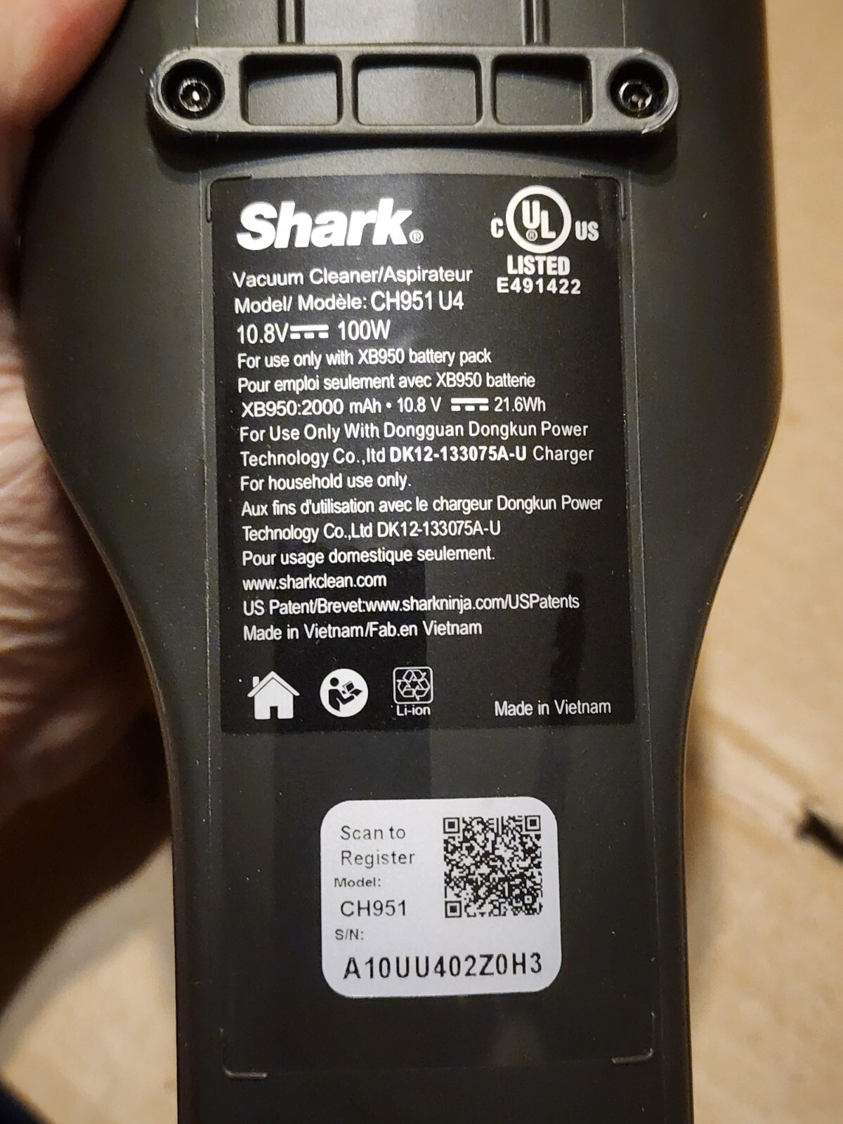 Shark CH951 Black Cordless Handheld Vacuum Cleaner Ultra Cyclone Pet Pro Plus