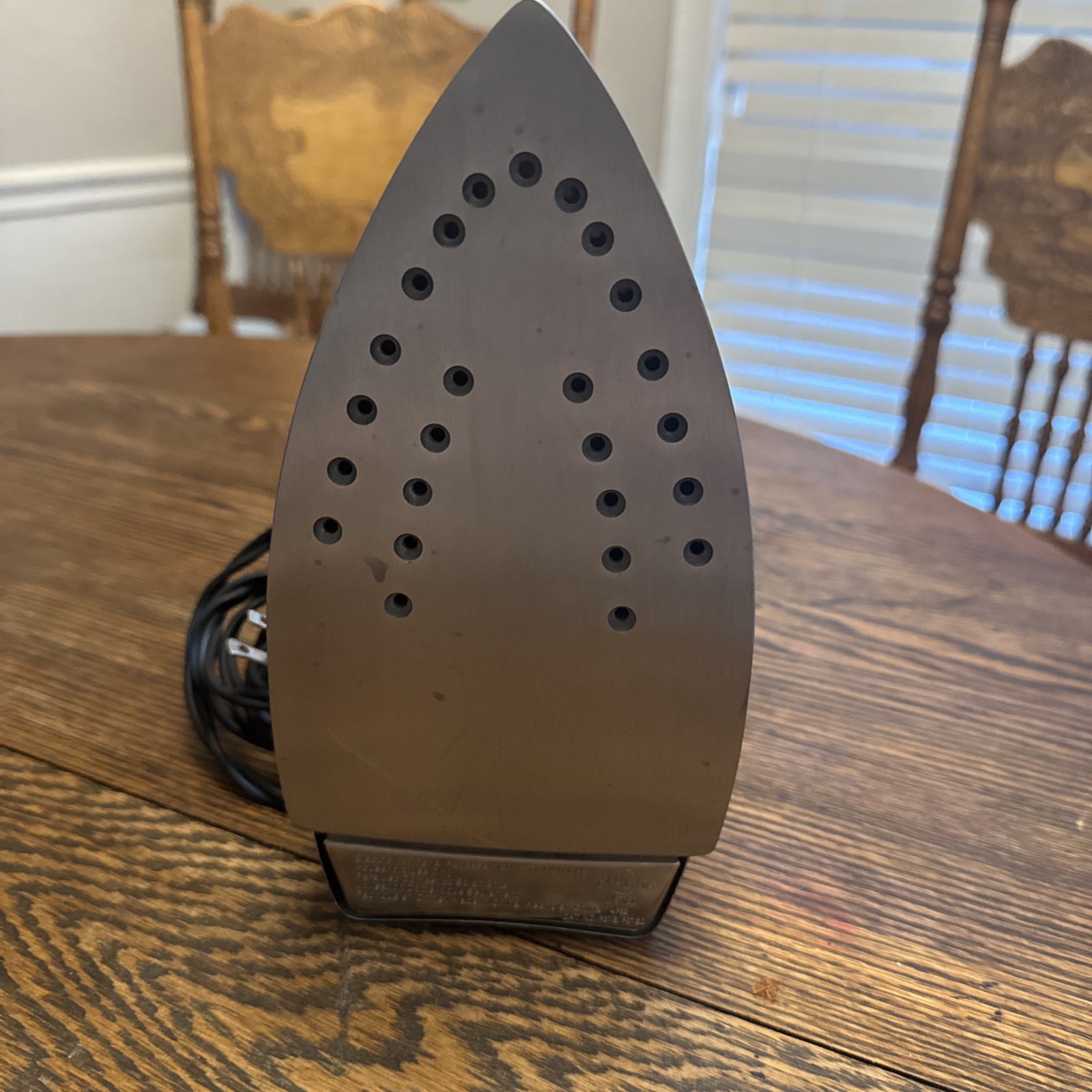 Vintage Black & Decker The Classic Heavy Duty Steam Dry Iron Chrome Metal