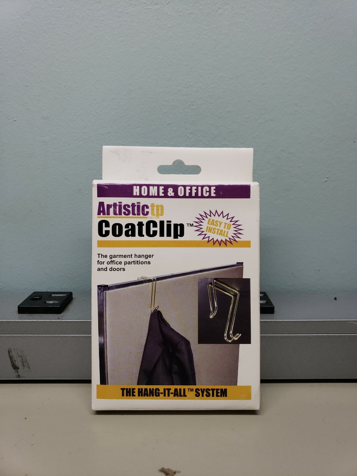 Artistic Office Products Inc Artistic Coat Clip Cubicle / Partition Coat & 1309