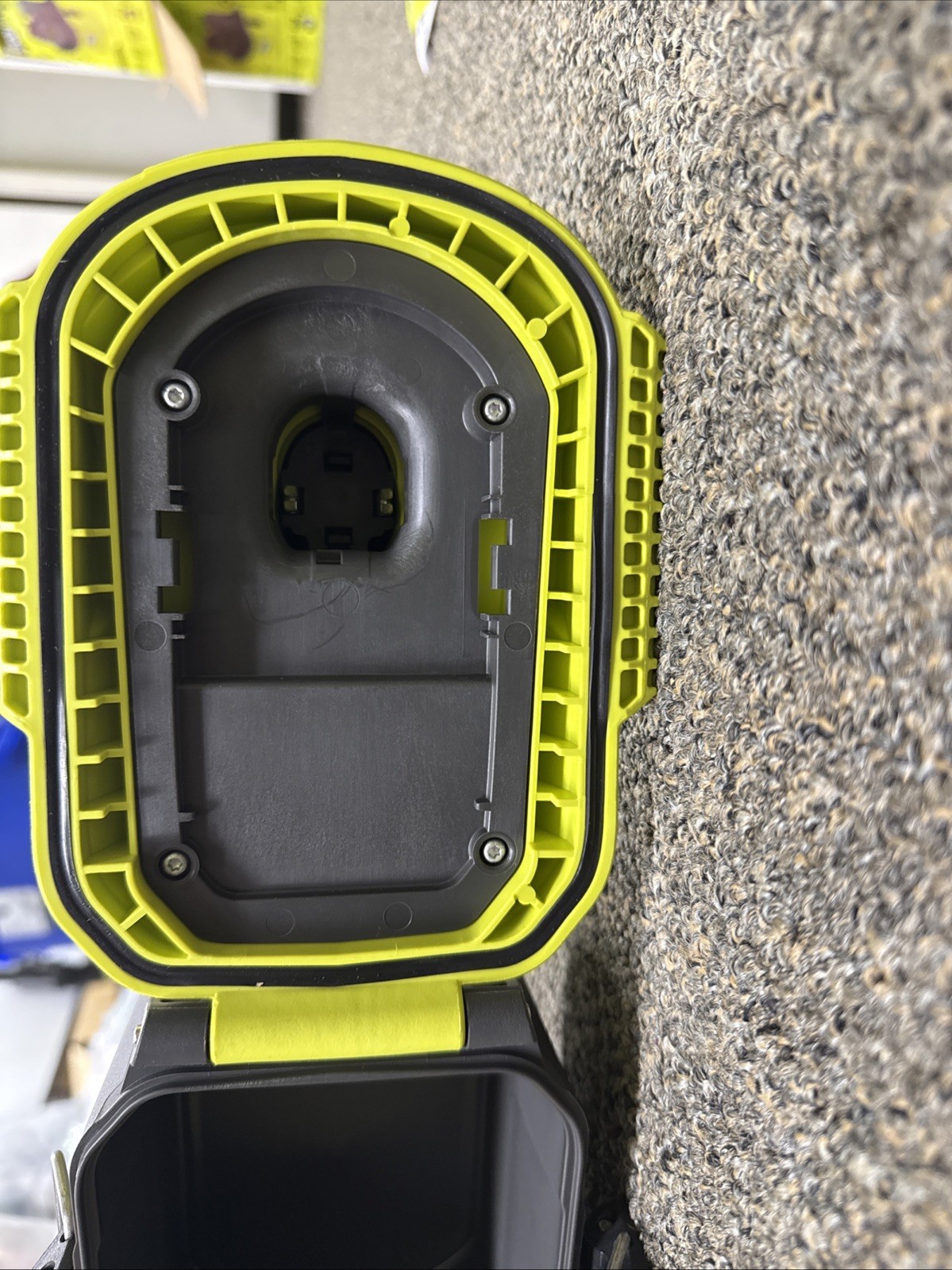 Ryobi One+ 18V Telescoping Soap/ Water Dispensing Scrubber PCL1701B **READ**