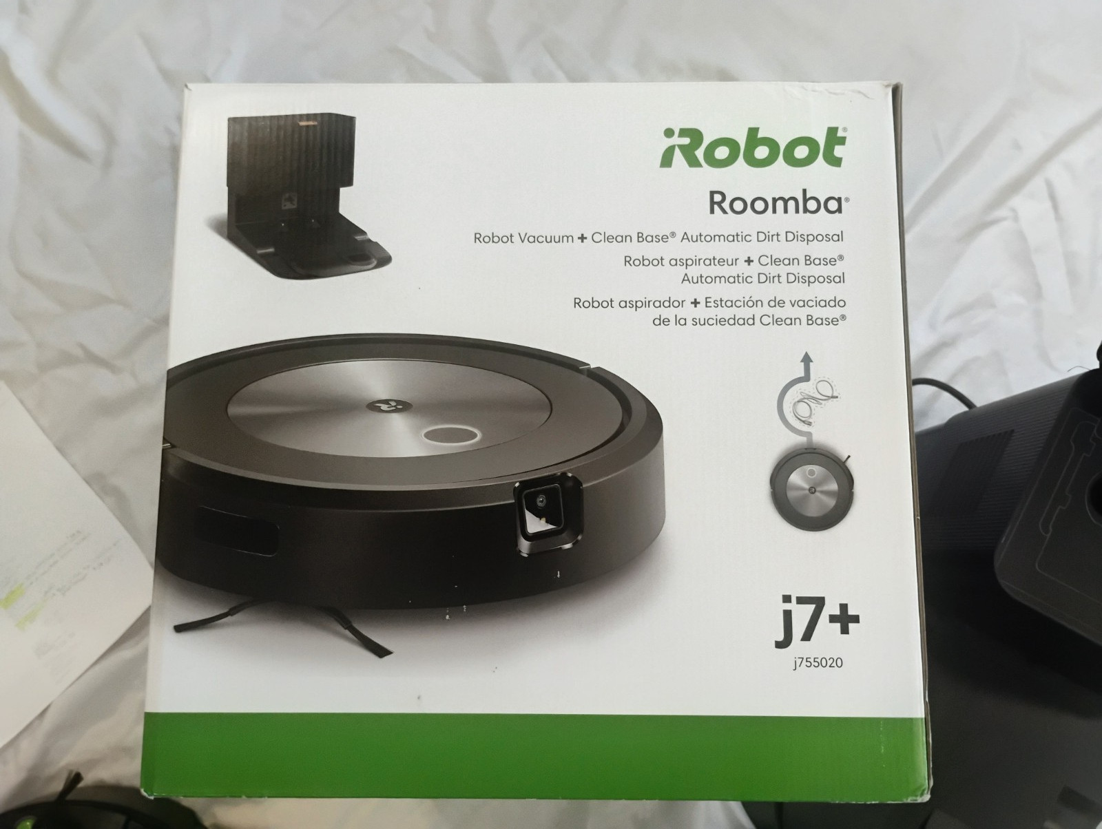 iRobot Roomba j7+ Robot Vacuum w/ Clean Base Self-Emptying – Absolutely Working!