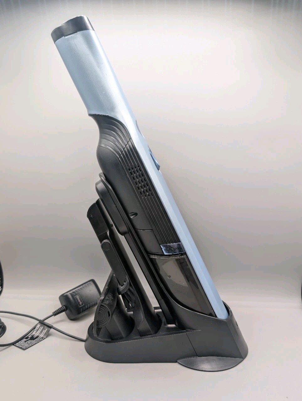 Shark WANDVAC Cord-Free Handheld Vacuum- WV201
