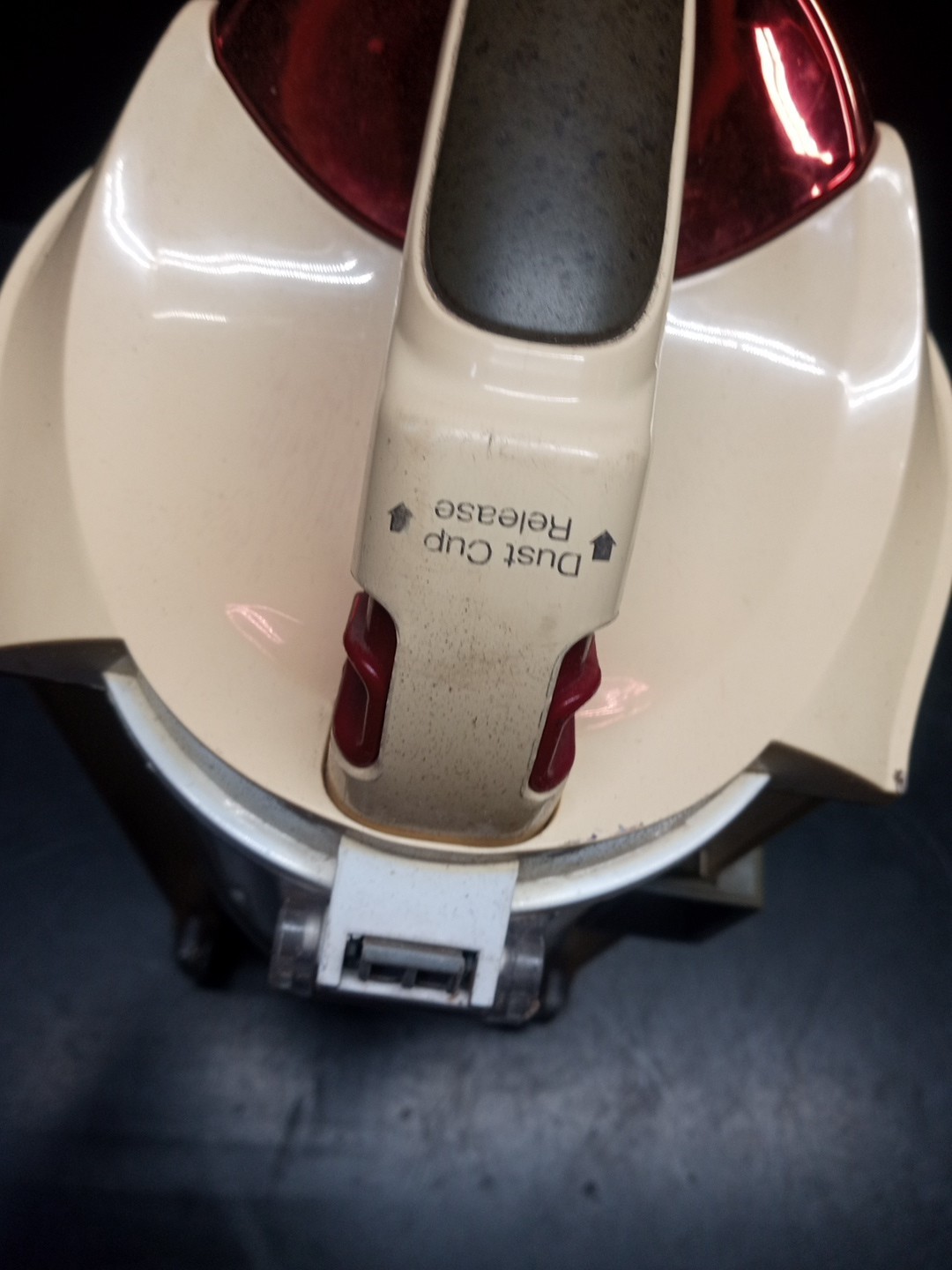 USED Shark Rotator NV501 Vacuum Cleaner Genuine CANISTER professional Yellowed