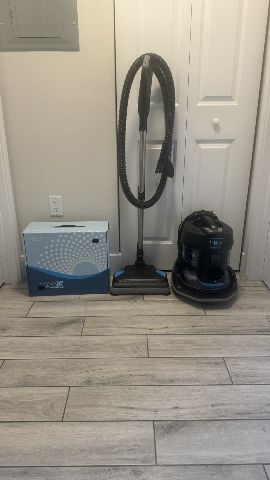 Rainbow SRX Vacuum Cleaner/Air Purifier System 2024 W/ Attachments 10 Years W