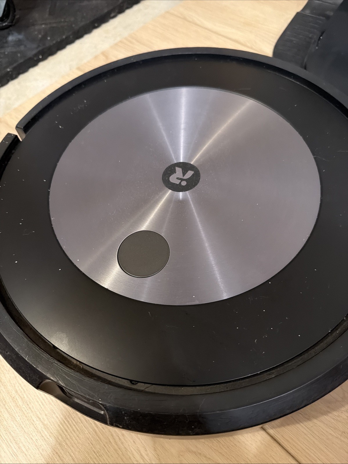 iRobot Roomba J7 Clean Base Automatic Dirt Disposal Dock ADB-N1 Vacuum