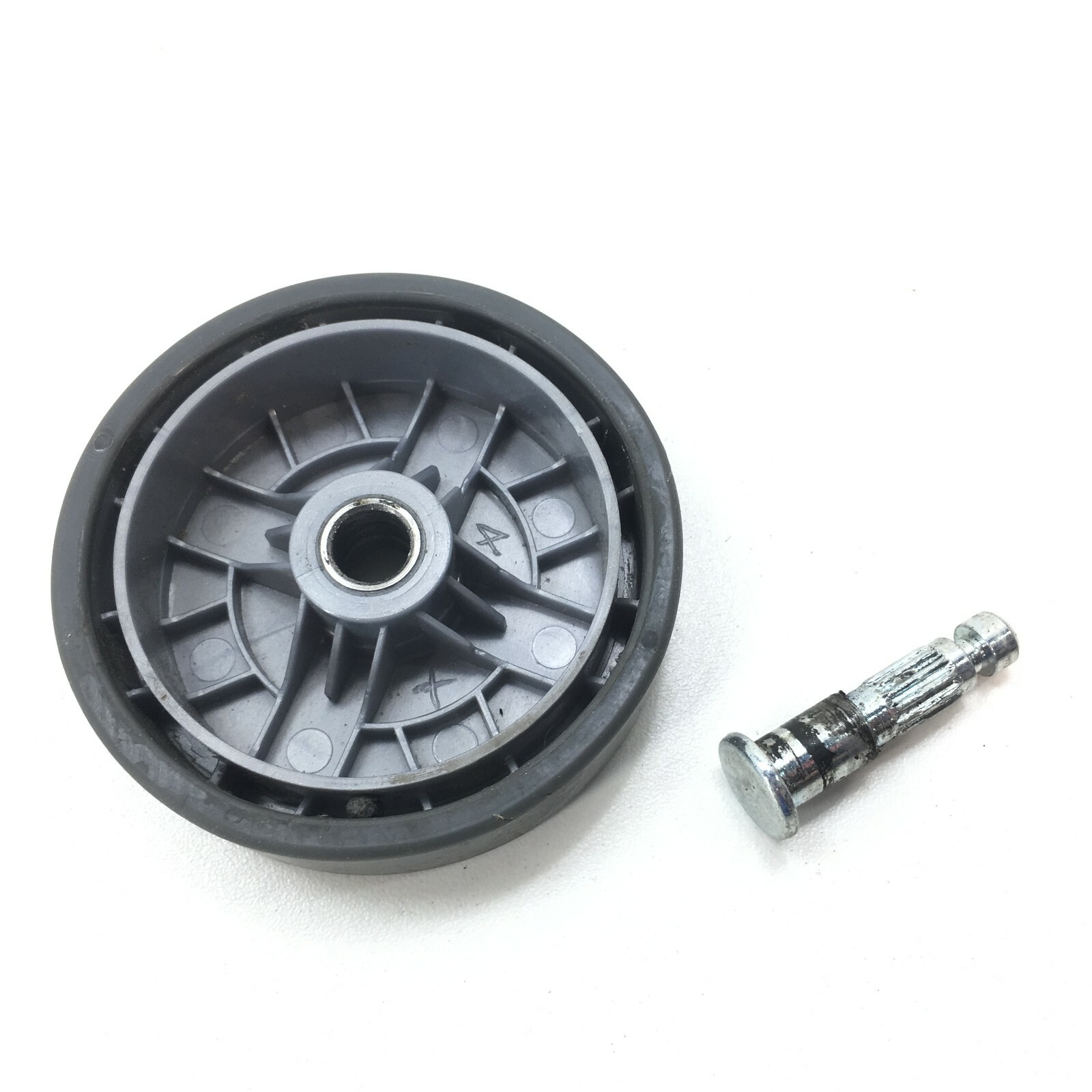 Shark NV351 NV350 NV352 NV353 NV22 NV27 LEFT or RIGHT WHEEL Assembly w/ PIN OEM