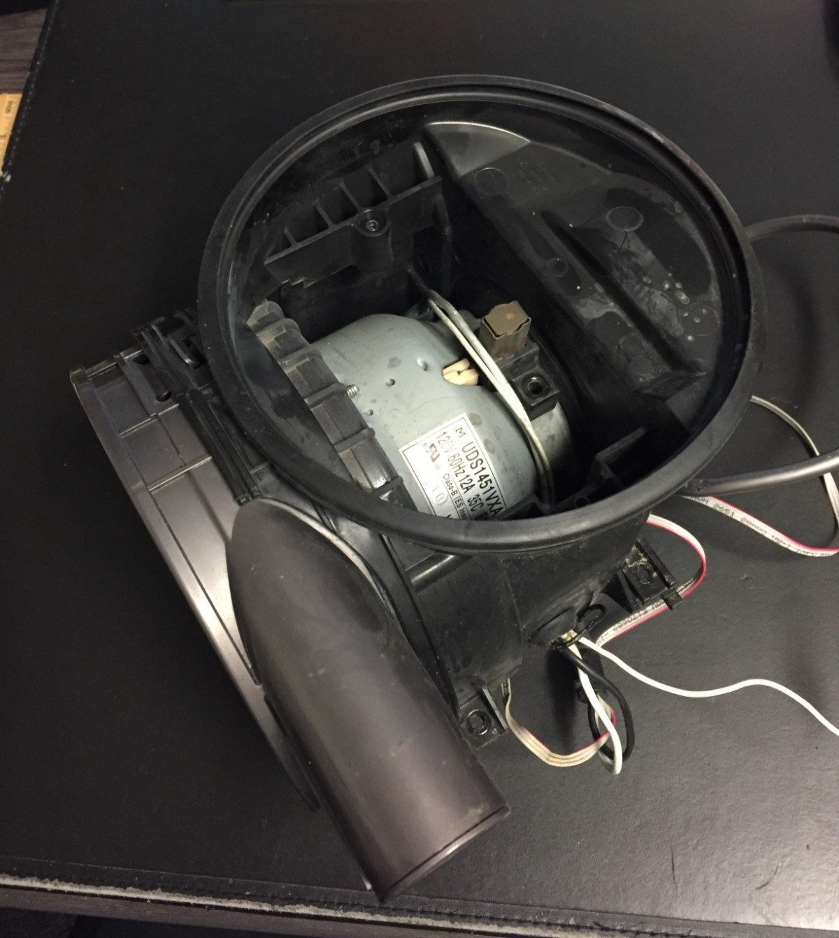 Dyson DC 28 Motor (Yes, it works)