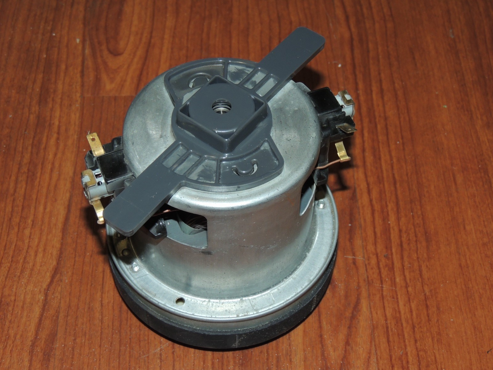 Genuine Motor V1J-GT25-811 120V 1300W – Hoover UH72400 UH72401 UH72405 Vacuum