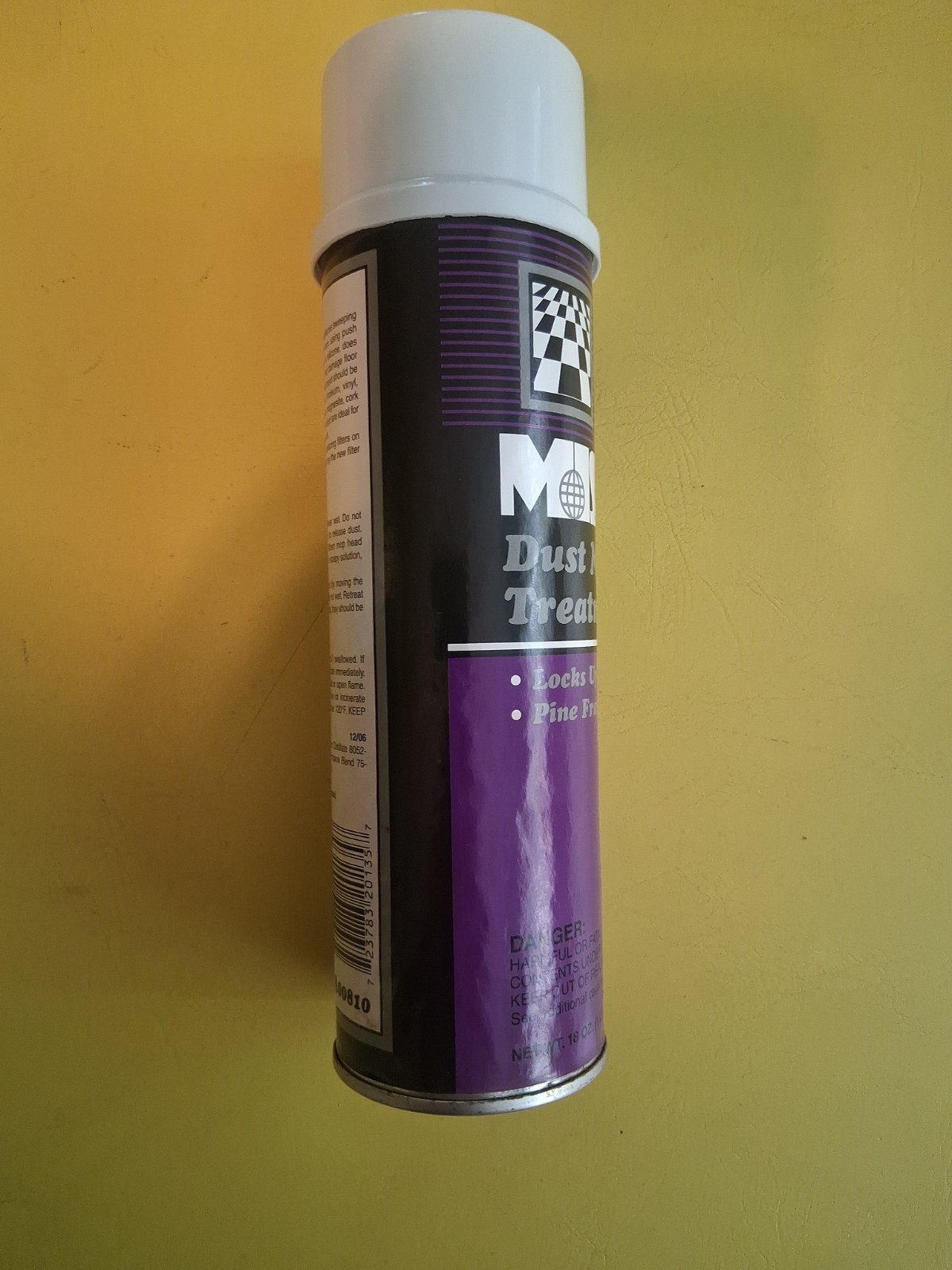 New MISTY Dust Mop Treatment Spray – Pine Fragrance 18 oz A00810 Amrep