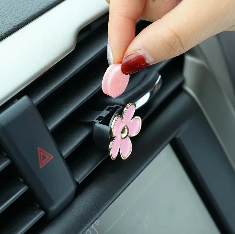 4 pcs Car Vent Perfume Clips Cute Flower Air Freshener Aromatherapy