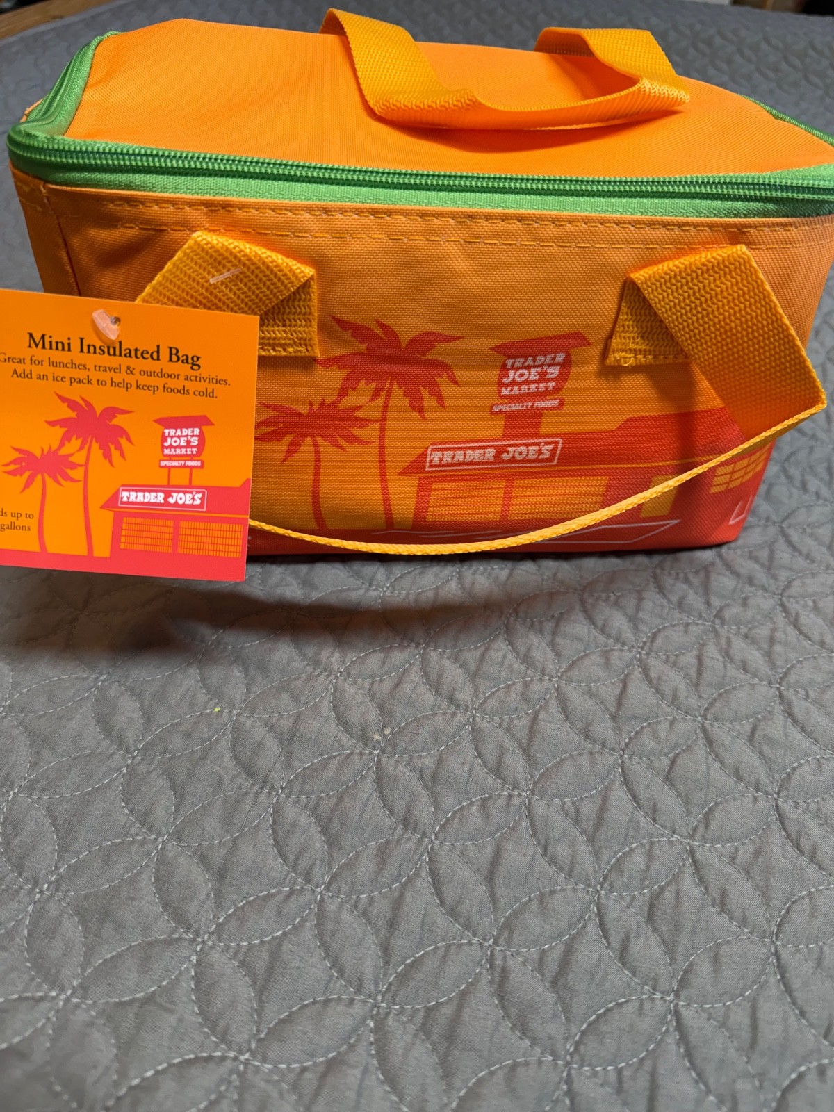 trader joes mini insulated bag(pick what color)