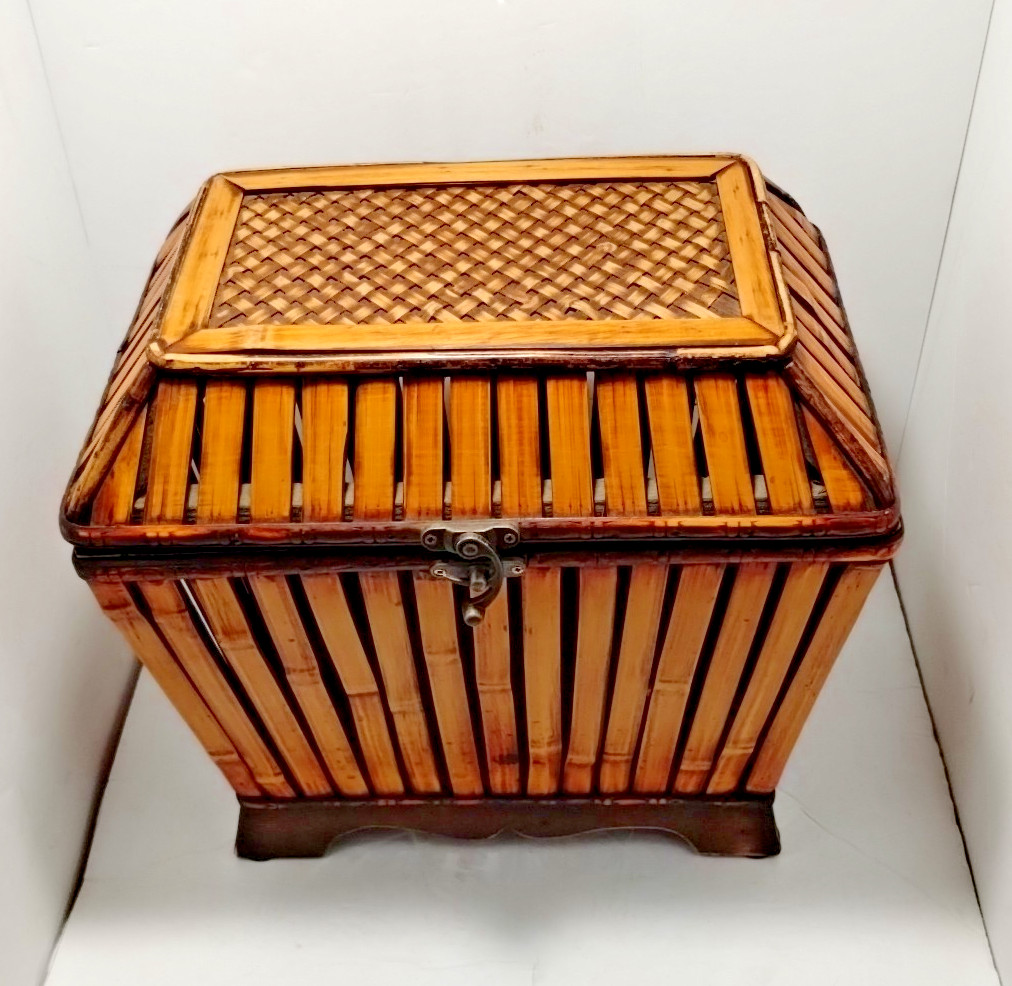 Bamboo Basket Container w/ Metal Latch 12 In High x 10 In Length Vintage China