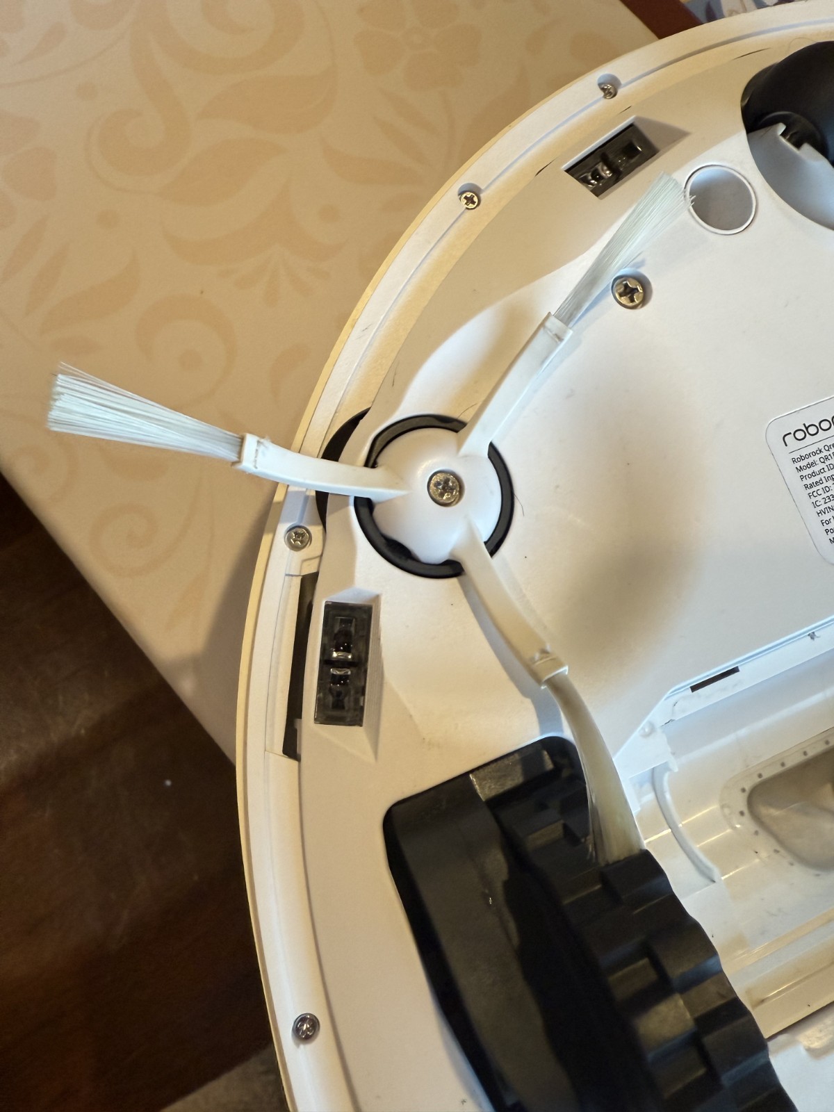 Roborock Qrevo Pro Robot Vacuum and Mop Cleaner Refurbished White Free Return