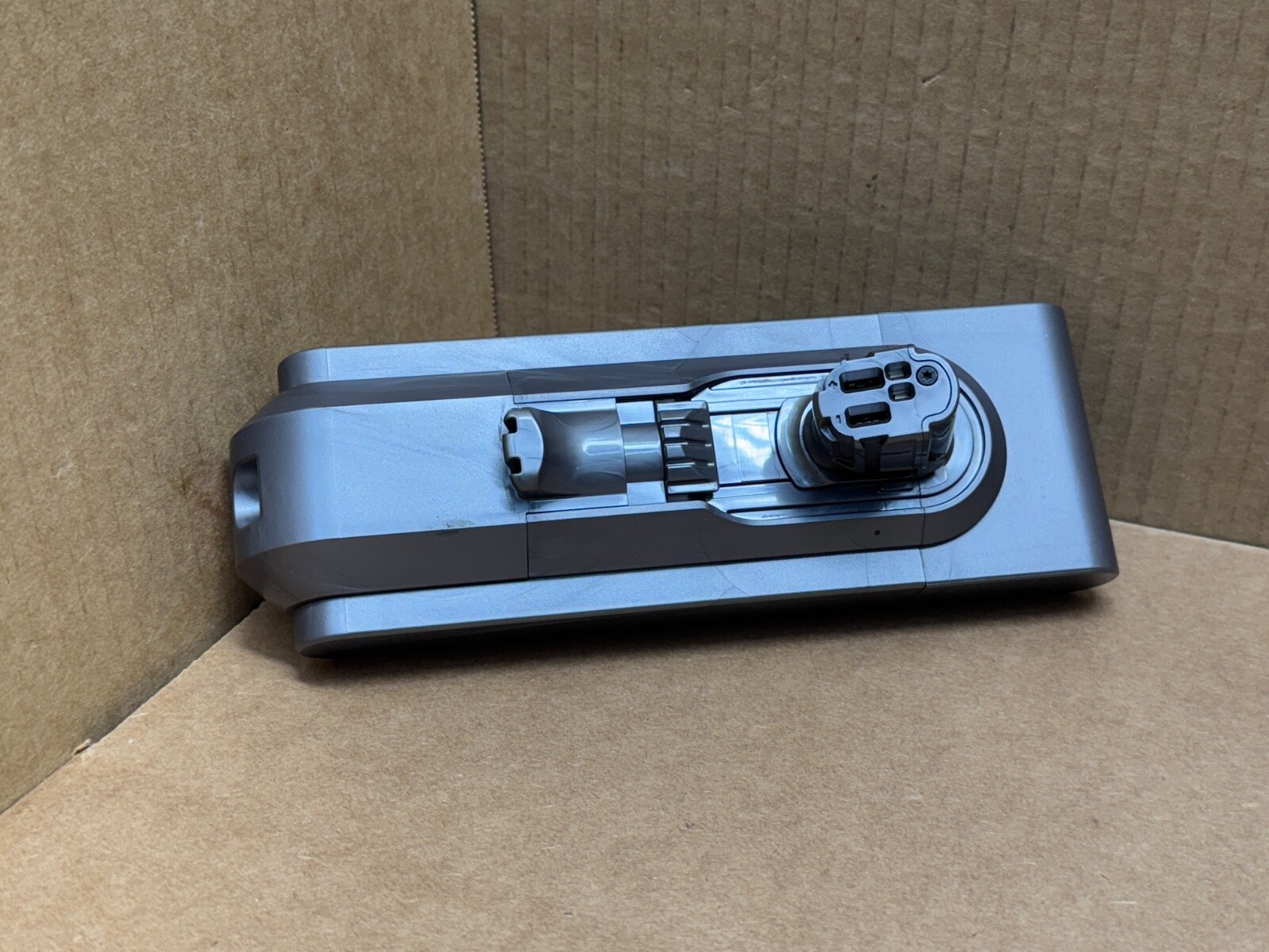DYSON GENUINE GEN5OUTSIZE SV23 SV24 507147-07 972382-03 CLICK-IN BATTERY – GRAY