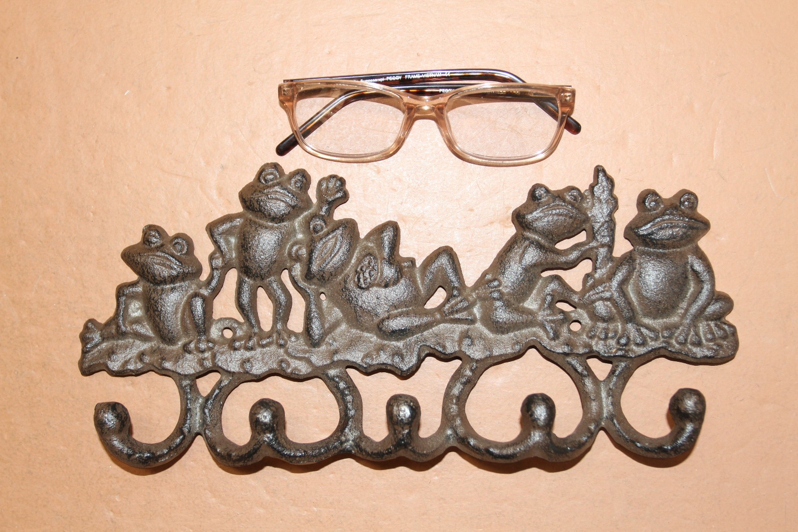 FROG WALL HOOKS, Frog Decor, Decorative Wall Hooks, Garden Hooks H-132B