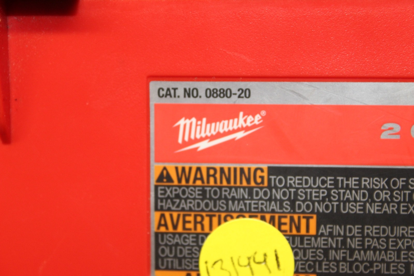 Milwaukee 0880-20 18V Wet/Dry Vacuum Cleaner – Red P12