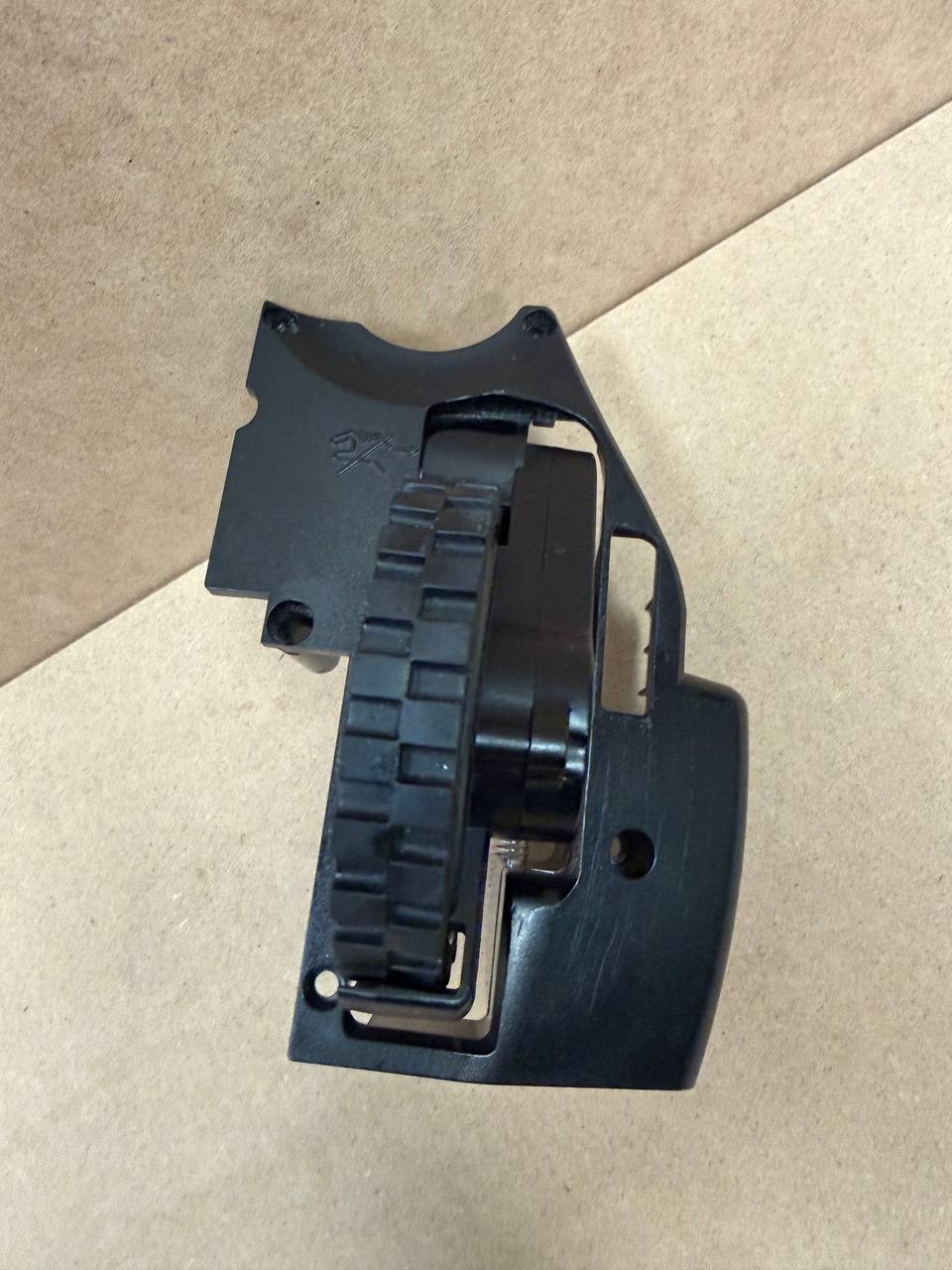 Genuine Shark RV2820VEUS Robot Vacuum Cleaner Left Wheel Assembly with Motor
