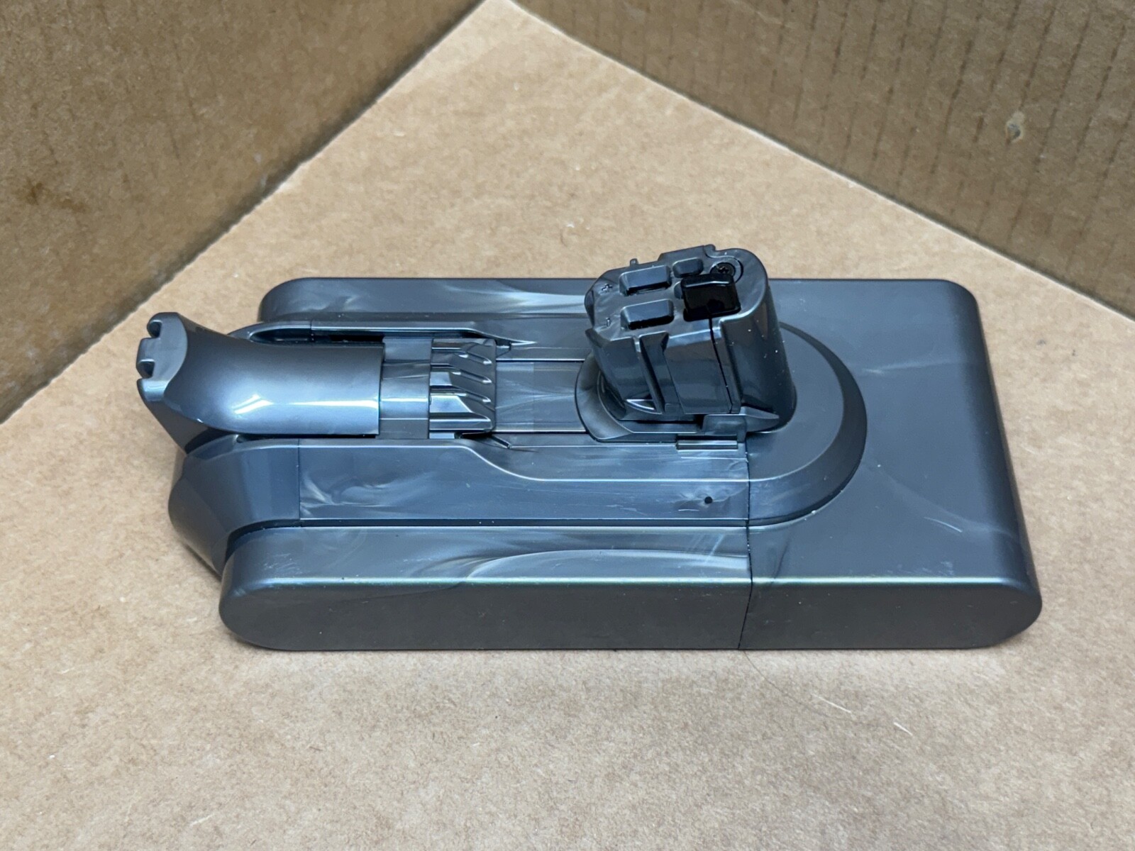 DYSON V15 OUTSIZE [SV22] GENUINE 3600mAh 25.2V 91Wh CLICK IN REPLACEMENT BATTERY