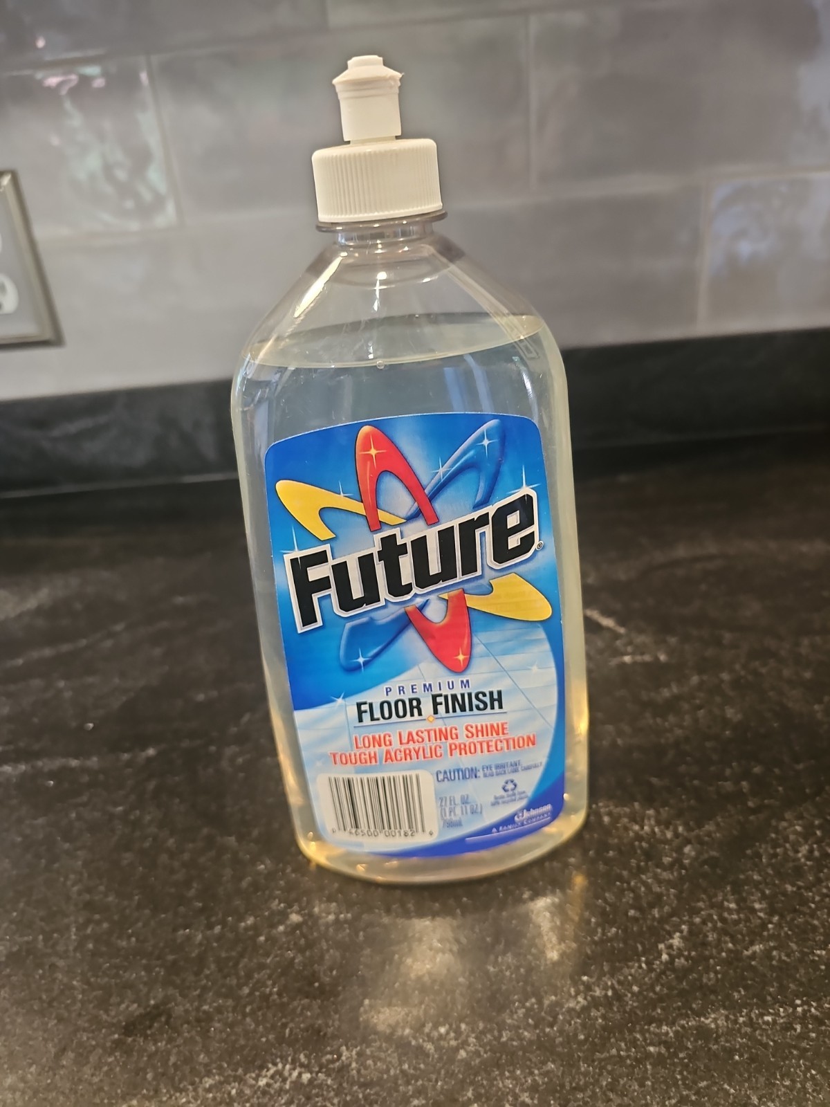 VTG FUTURE Premium Floor Finish Shine 27 oz SC Johnson Wax 1993 Bottle Full NEW!