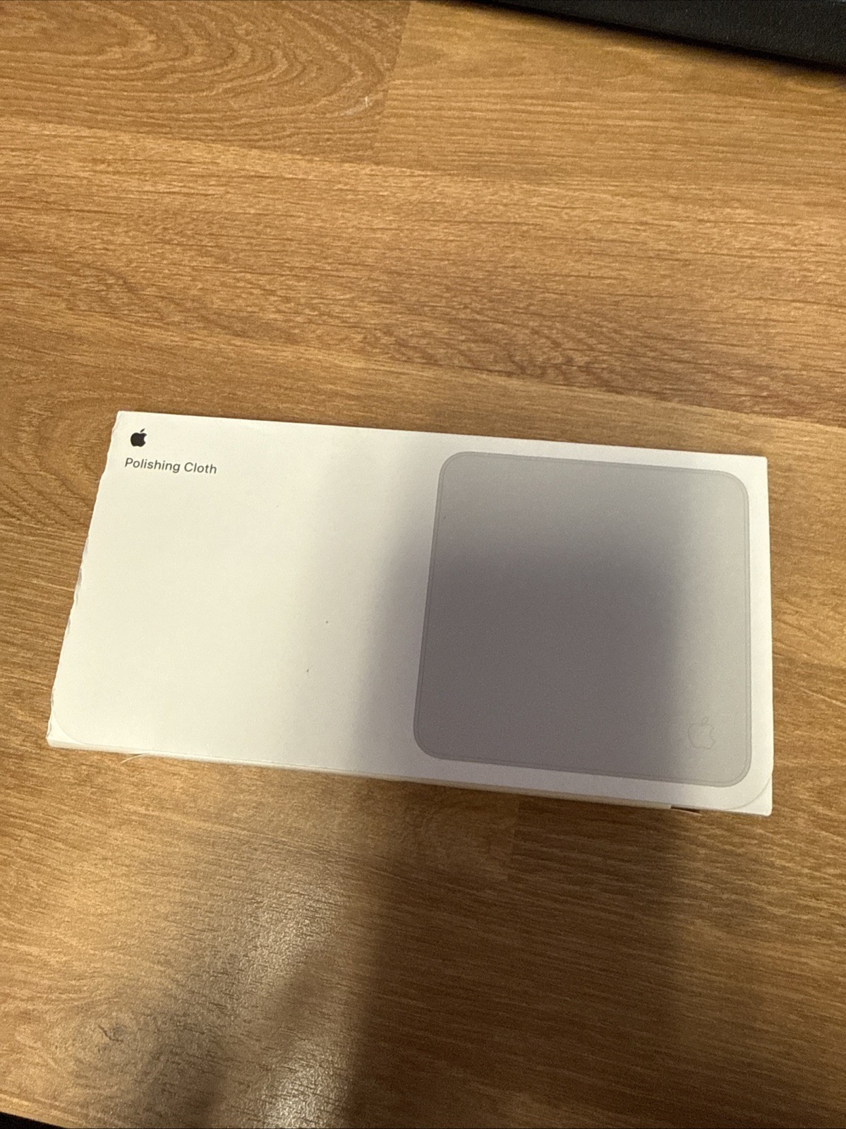 GENUINE APPLE POLISHING CLOTH ~IN HAND~ OEM