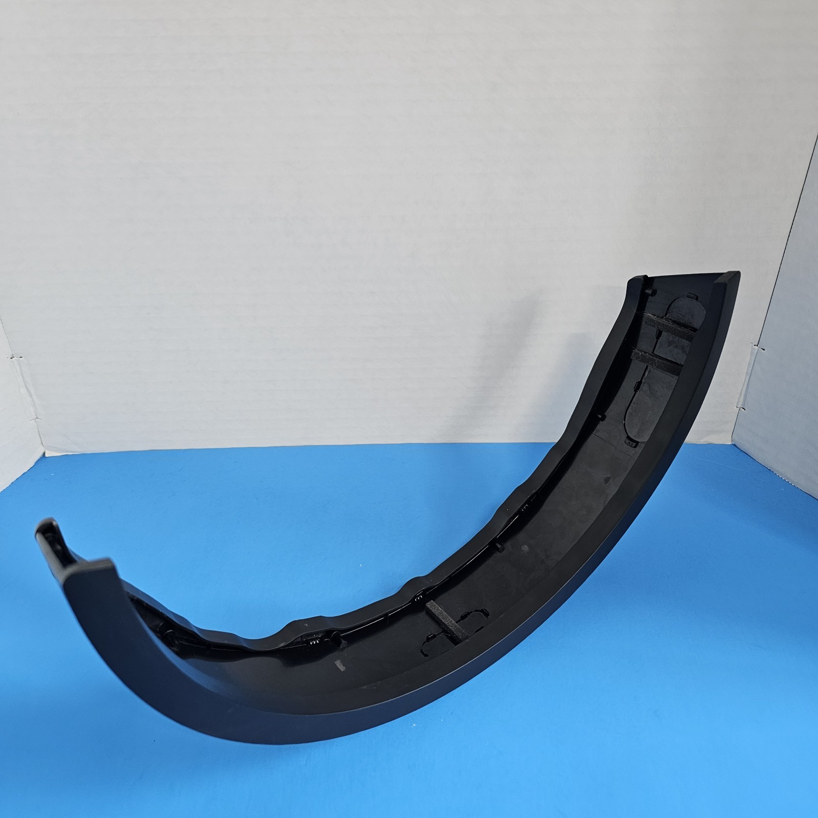 Shark MATRIX Robot Vacuum UR2360EEUS Front Bumper Cover REPLACEMENT PART / OEM