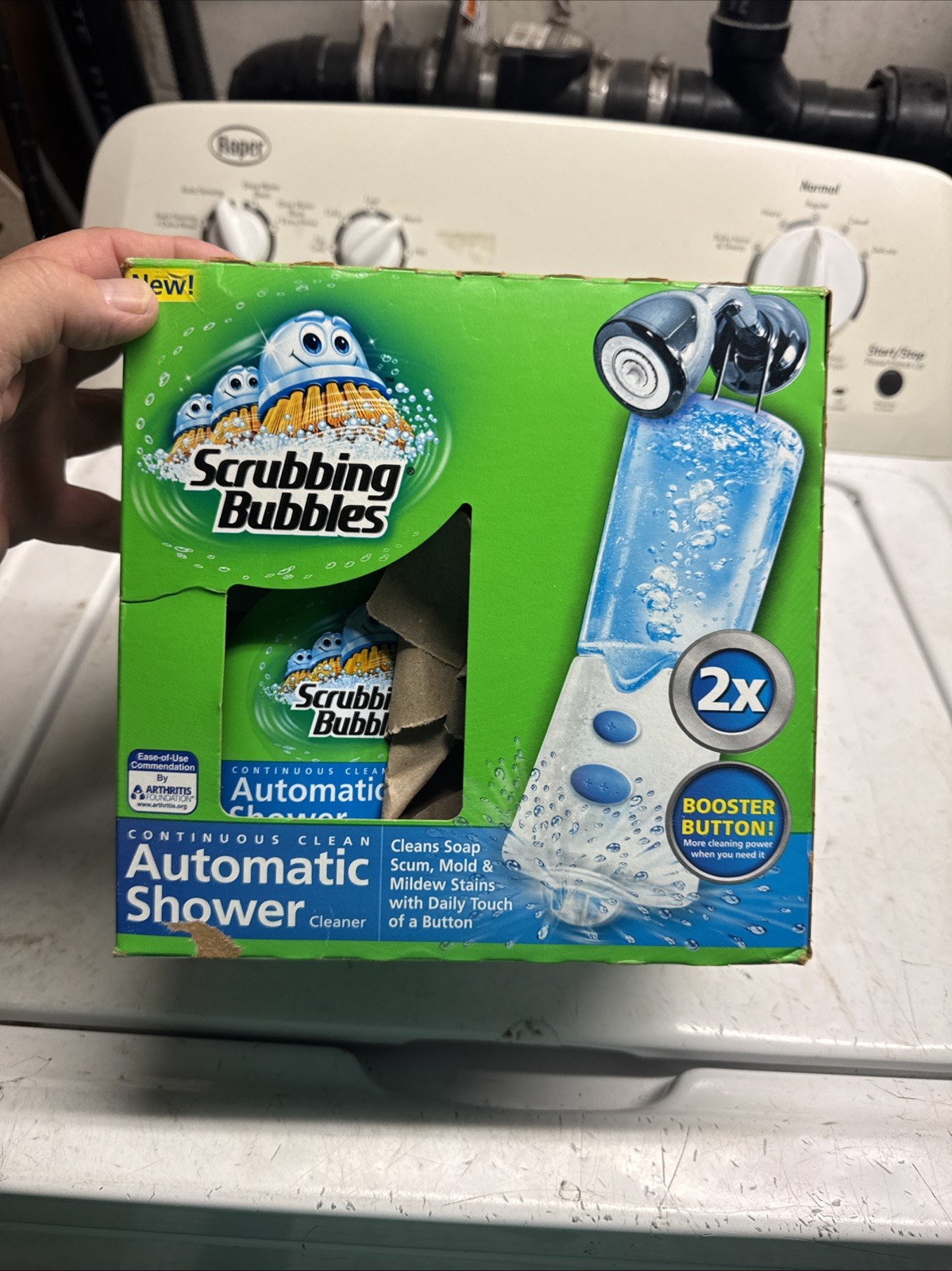 Scrubbing Bubbles Automatic Shower Cleaner Kit Missing 1 Refill. Opened Box