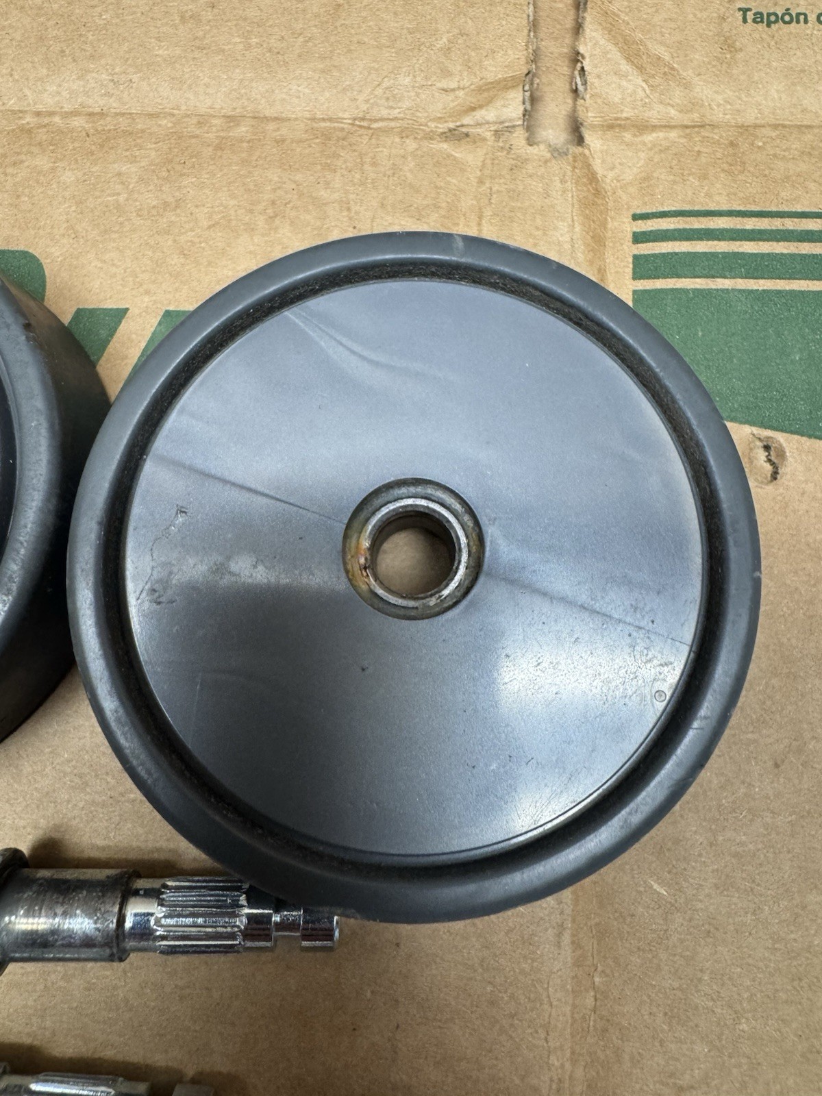 SHARK Navigator Rear Wheel Set (2) NV22 NV42 NV105 NV60 NV70 OEM