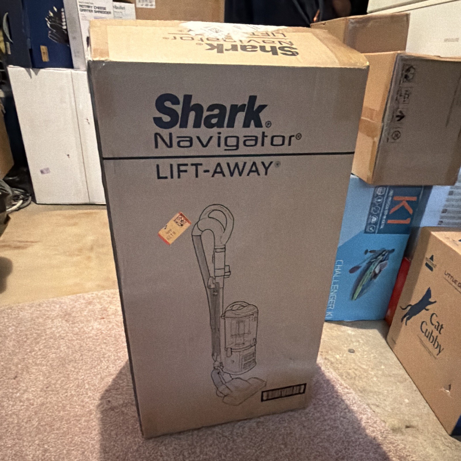 Shark Navigator Lift-Away Upright Vacuum Cleaner, Bagless Lift-Away