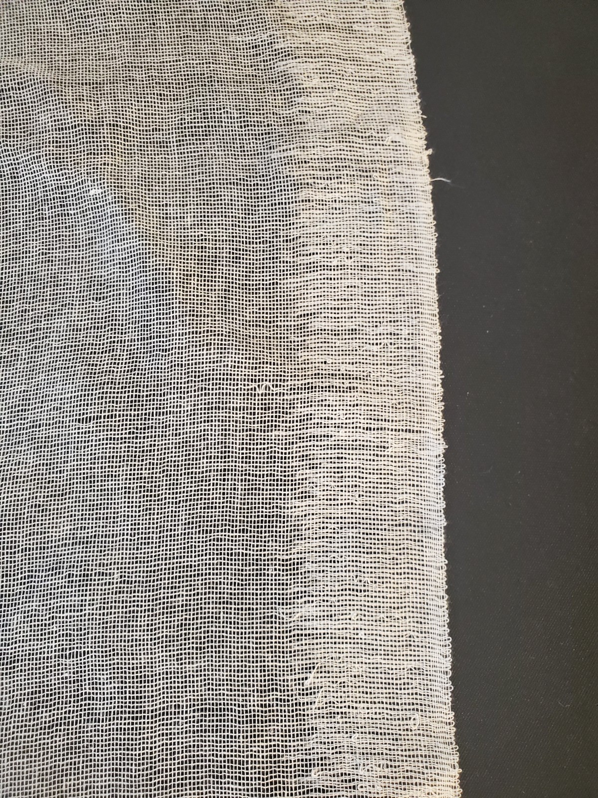 Grade 50 Cheesecloth Bleached – 100 Yard Roll 35″ Wide Commercial Grade 300 Feet