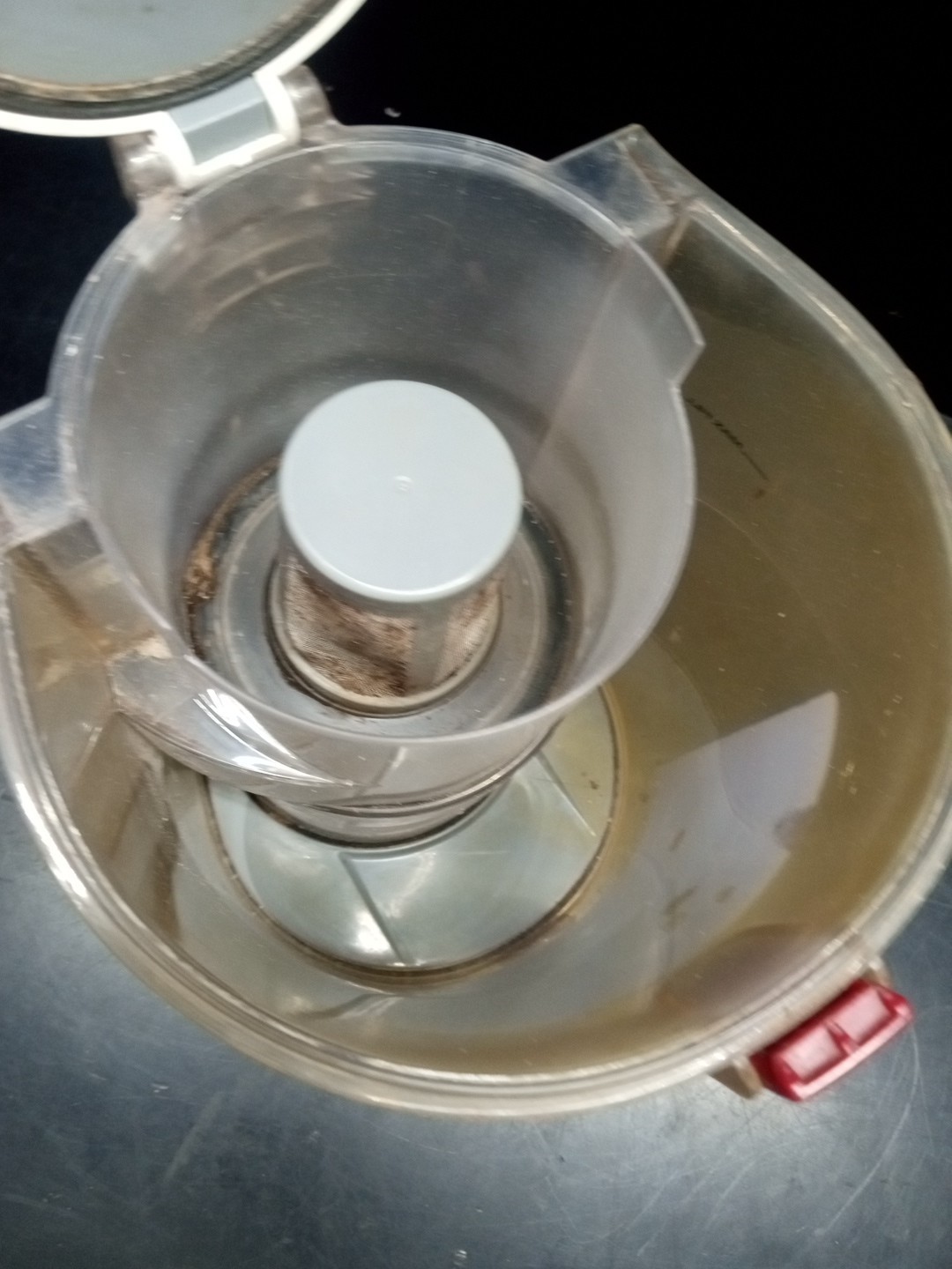 USED Shark Rotator NV501 Vacuum Cleaner Genuine CANISTER professional Yellowed