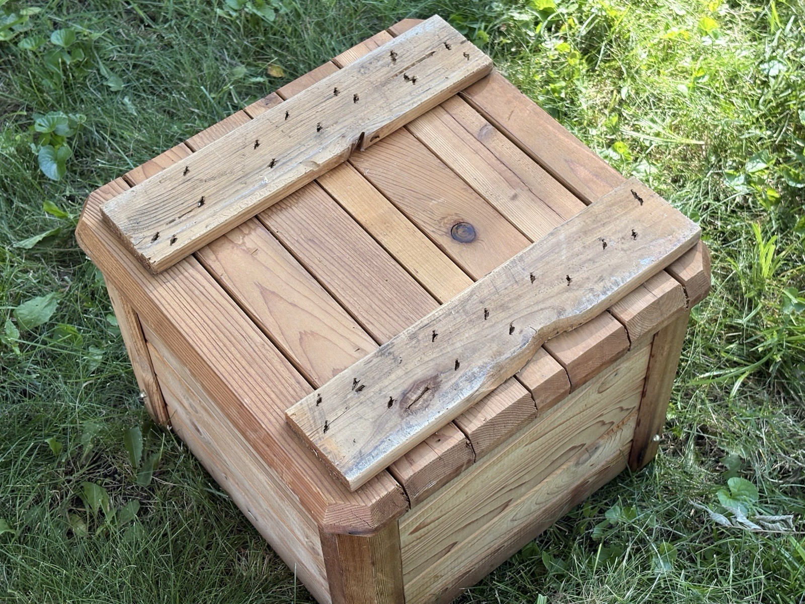 Rustic Slatted Pine Wood Storage Bin Planter Box Farmhouse 14×14 Inch Square Vtg