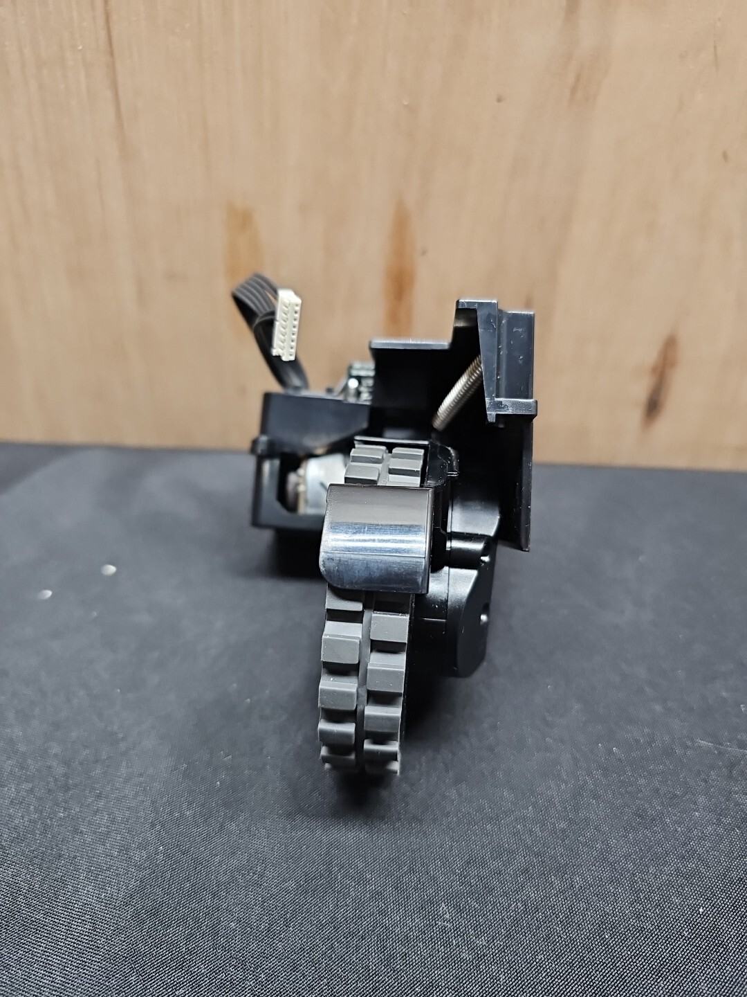 Replacement For Rodmi Eve Plus and Viomi S9 Vacuum Black Left Wheel