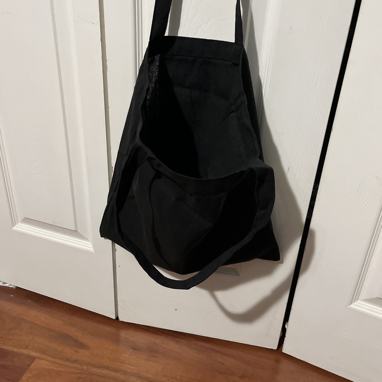 Bulk Resuable Light Weight Tote Bags 32 Pack Shopping Bags 6 Oz Black NEW