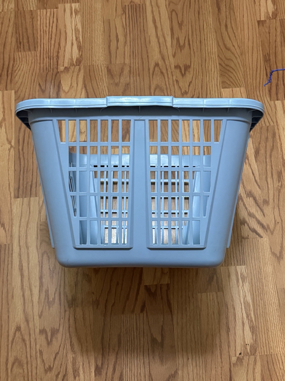 Rubbermaid Laundry Basket Aqua Mint Blue Green w original Label 1986