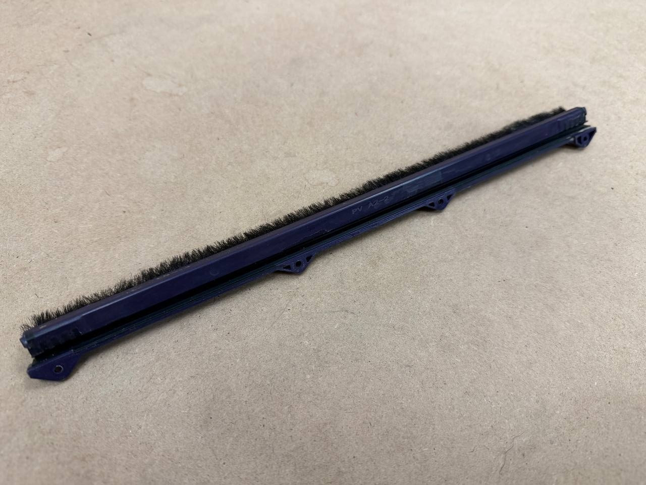 Shark Vacuum AZ4002 Floor Nozzle Squeegee Brush Strip OEM Replacement Part