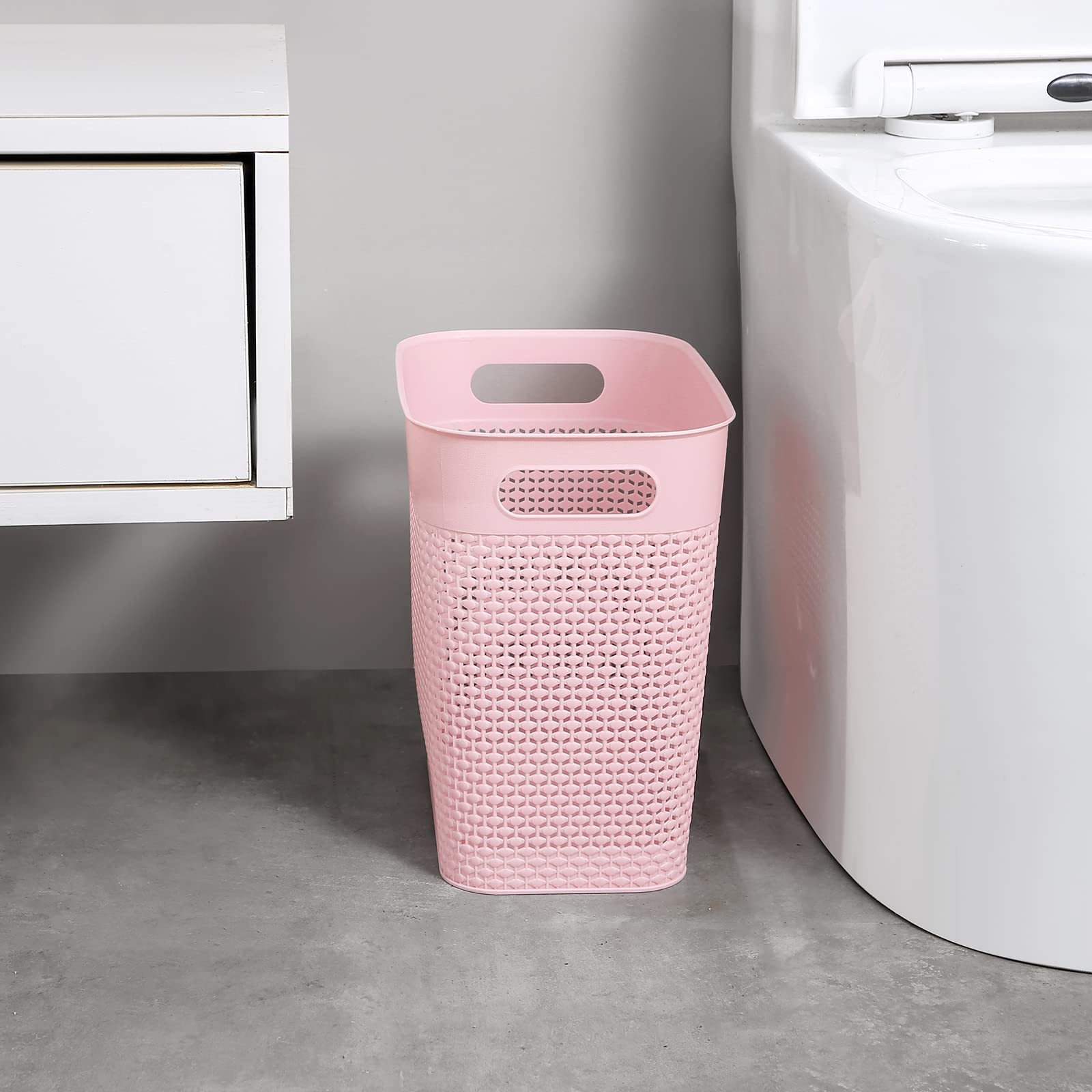 1 Pack 3G Pink Plastic Trash Can, Wastebasket, Garbage, Bathrooms, Kids Rooms