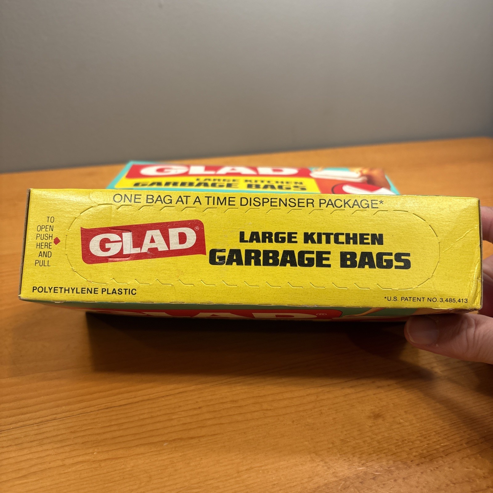 Vtg NOS Glad Large Kitchen Garbage Bags Trash 2-Ply Bags Set/2- 30 Total Bags
