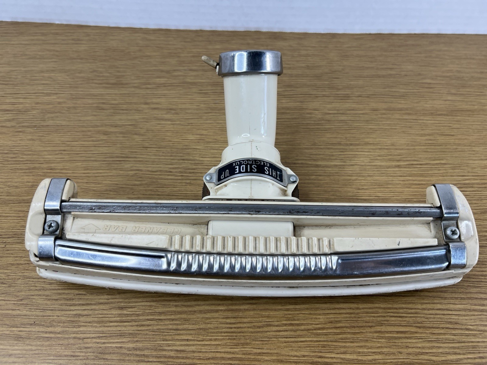 ELECTROLUX Super J Silverado & Others vacuum Hard Floor Rug Flip Tool Brush OEM