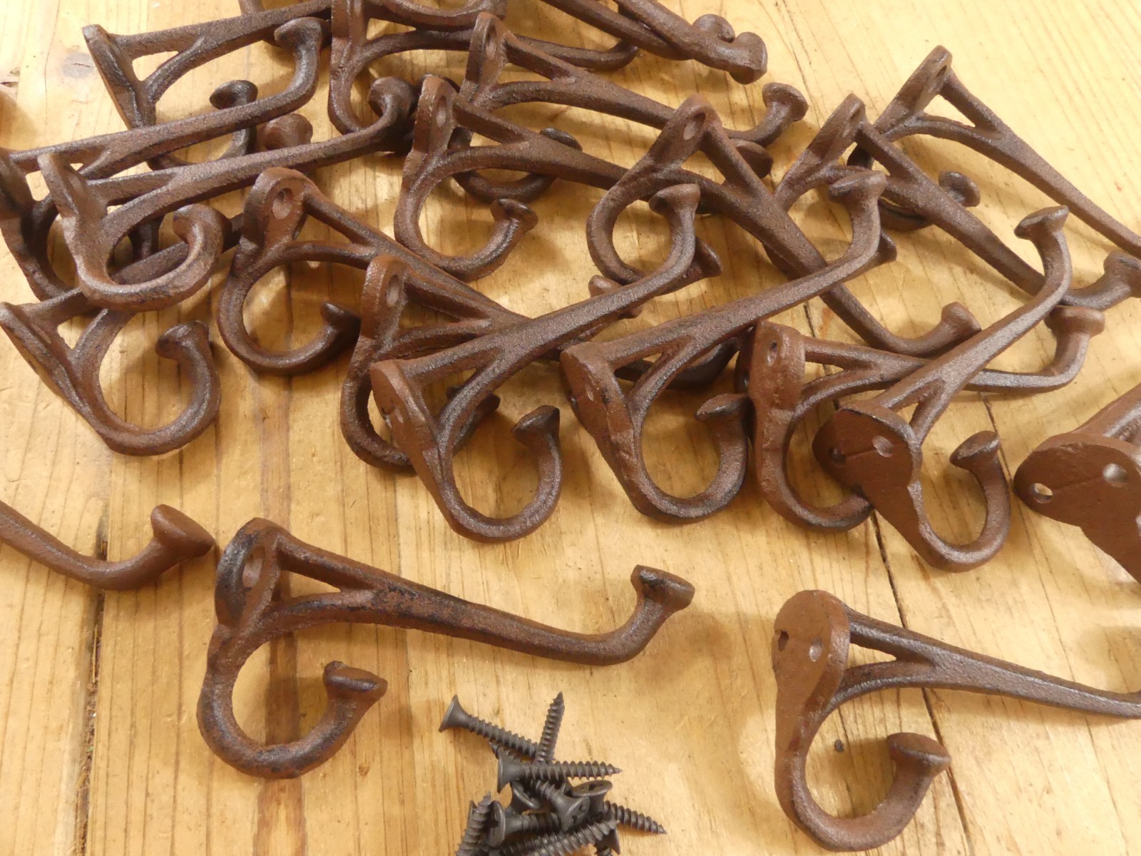 25 Rustic Cast Iron Coat Hat Wall Hooks Restore School Farm Towel Bath Kitchen