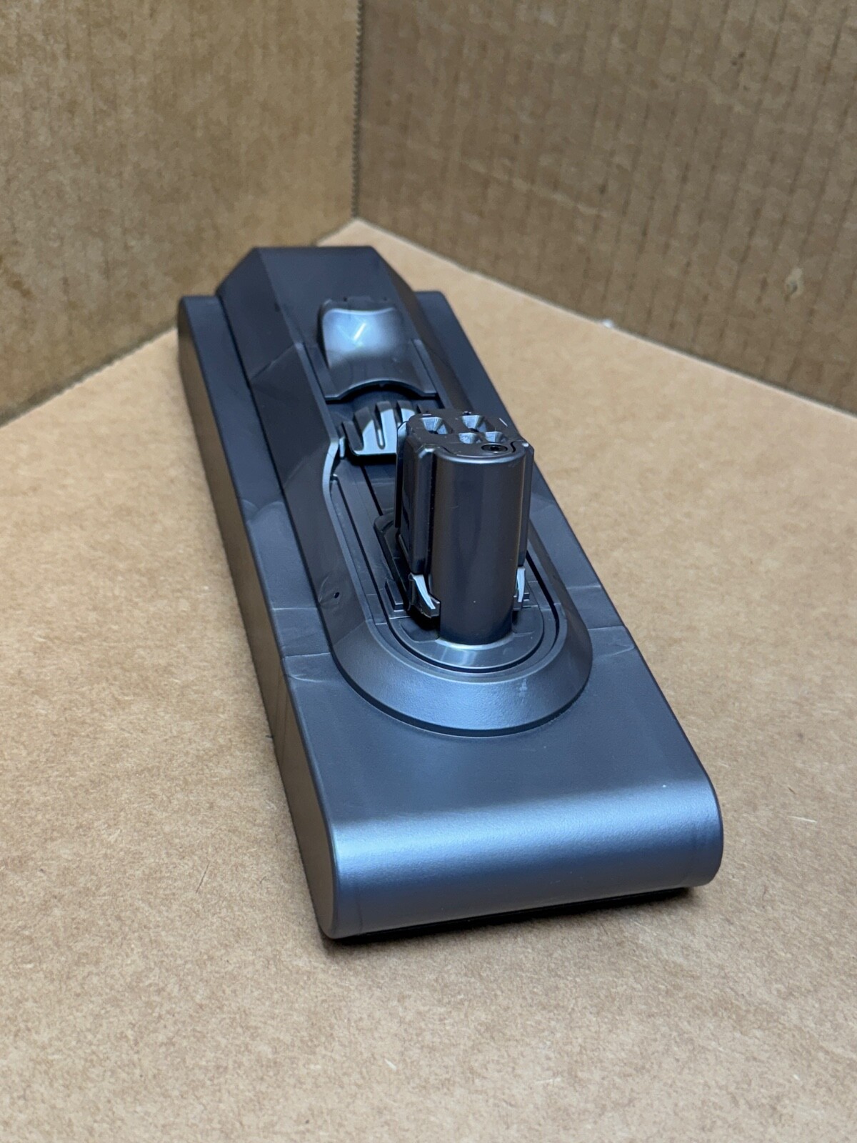 DYSON GENUINE GEN5OUTSIZE SV23 SV24 507147-07 972382-03 CLICK-IN BATTERY – GRAY