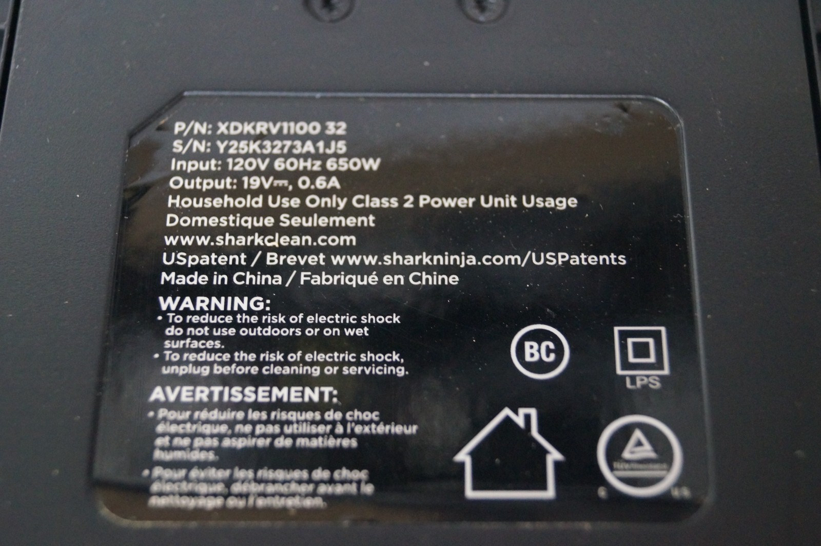Shark UR1100S1US Robot Self-Empty Robot Vacuum Black EXC WORKING PoR C343