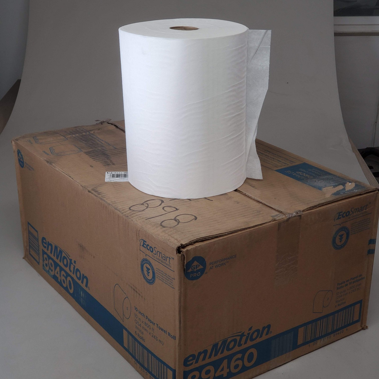 ENMOTION (6 Pack) Paper Towel Rolls 10″ W 800′ L 1.5″ Core White 89460