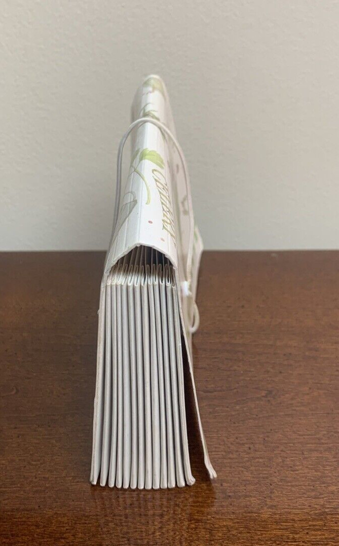 Marjolein Bastin MB Expandable Coupon Organizer Garden Gardener Gardening
