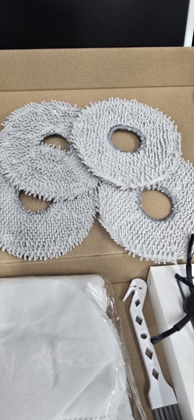 Accessories Kit for Roborock Q Revo / Q Revo Plus – Mop Pads, Filters, Brushes