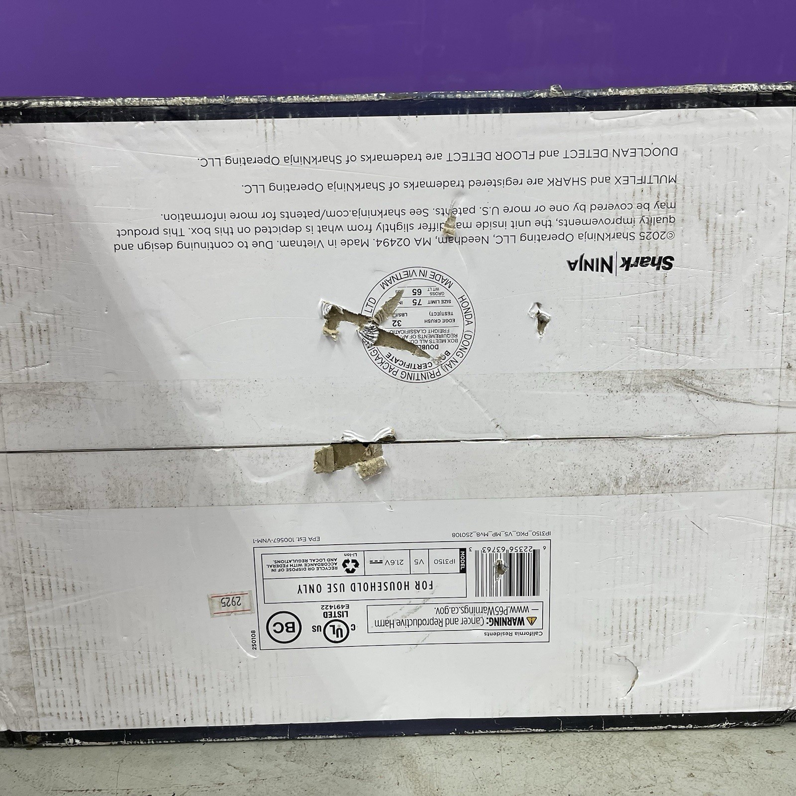 Shark PowerDetect Clean & Empty Cordless Stick Vacuum IP3150 | Open Box