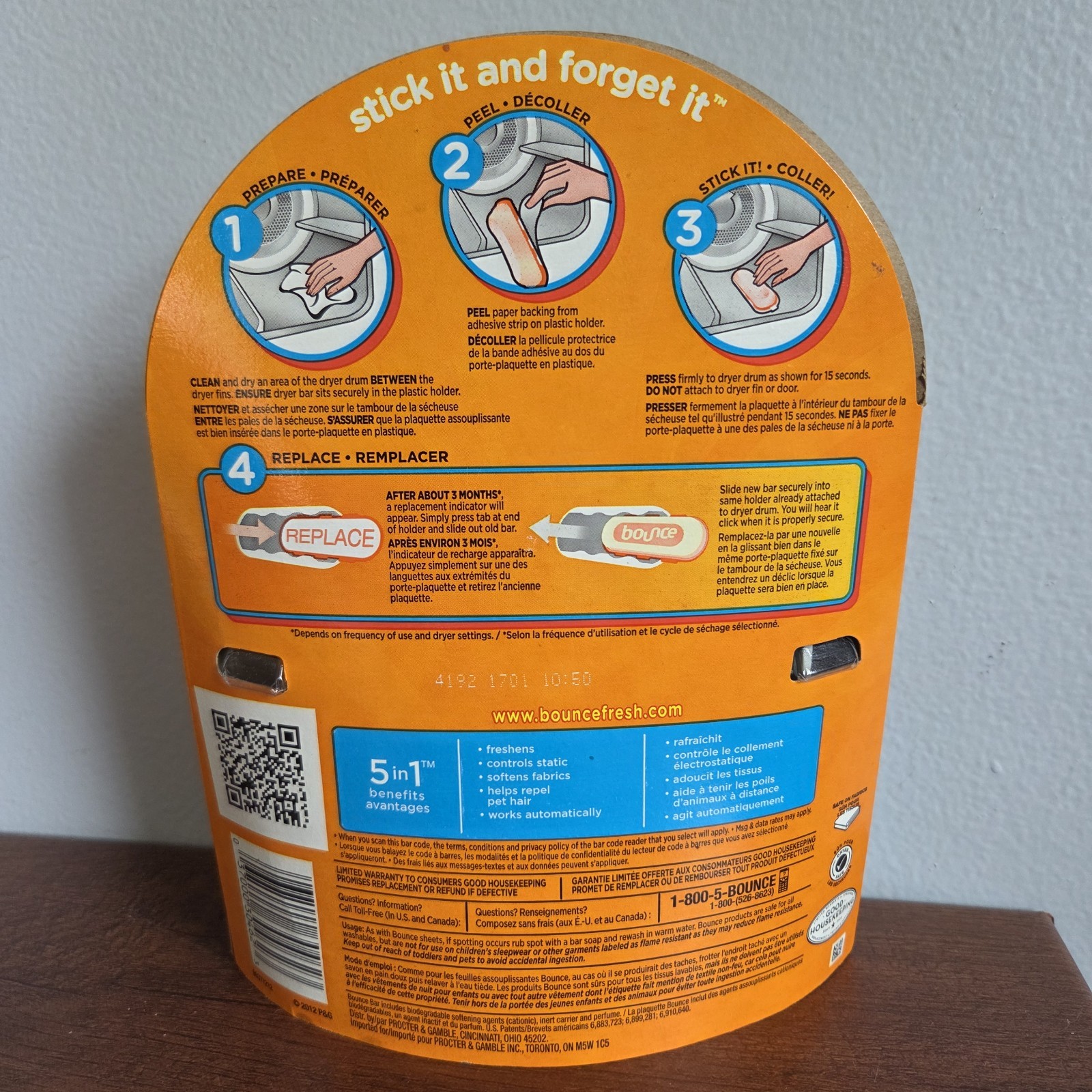 Bounce Outdoor Fresh Dryer Bar Kit 2 Bars One Holder 6 Months