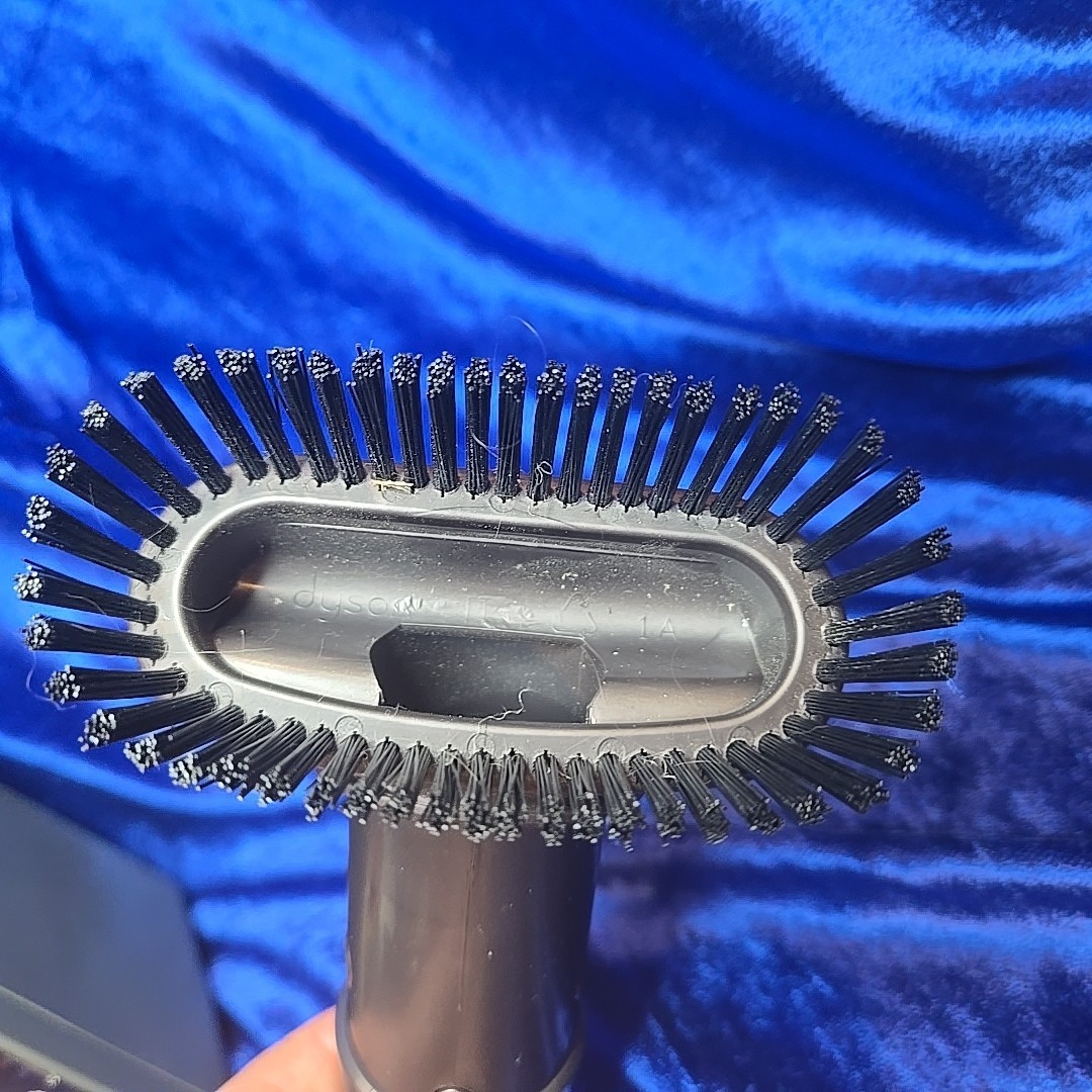 Genuine DYSON Vacuum Cleaner Stubborn Dirt Brush Tool Attachment Universal Fit