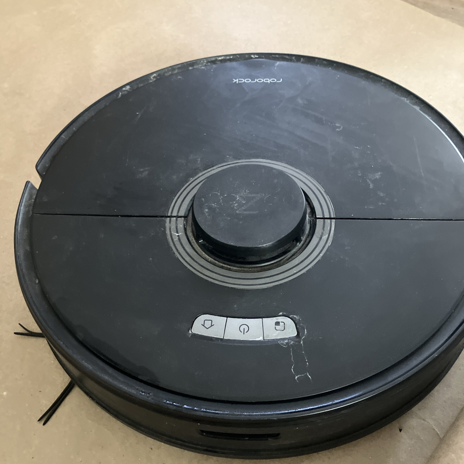 roborock Q7 robot vacuum – inoperable for parts only