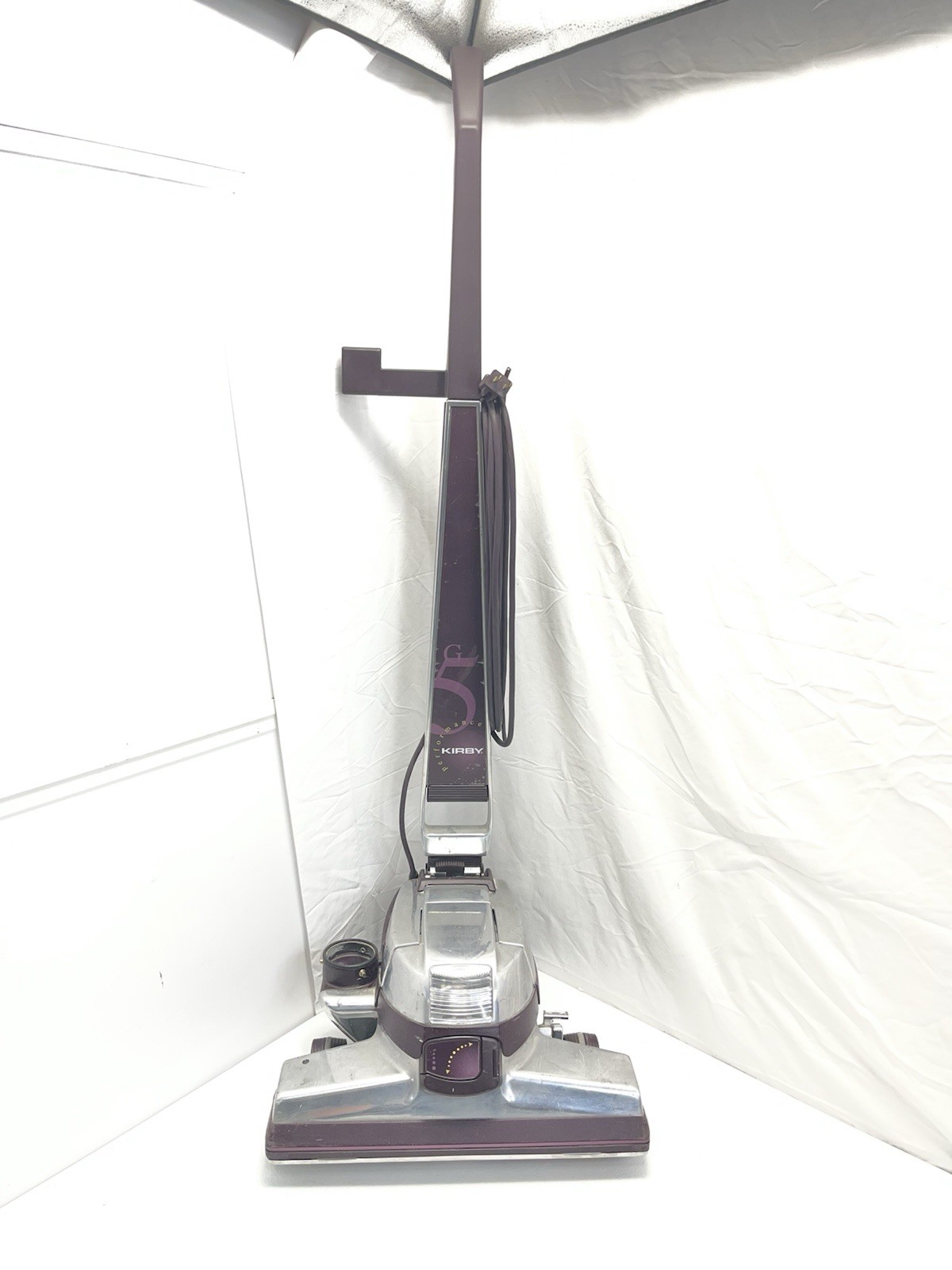 Kirby G5 Vacuum Cleaner Vintage – Has Attachments and Shampooer – Works