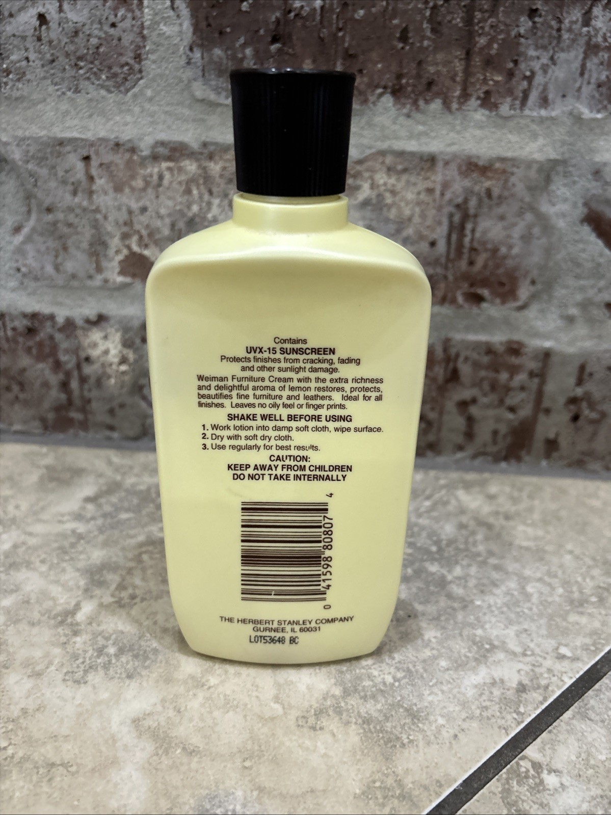 Weiman Furniture Cream with Lemon 8 fl oz Concentrate Sun Protection Full New